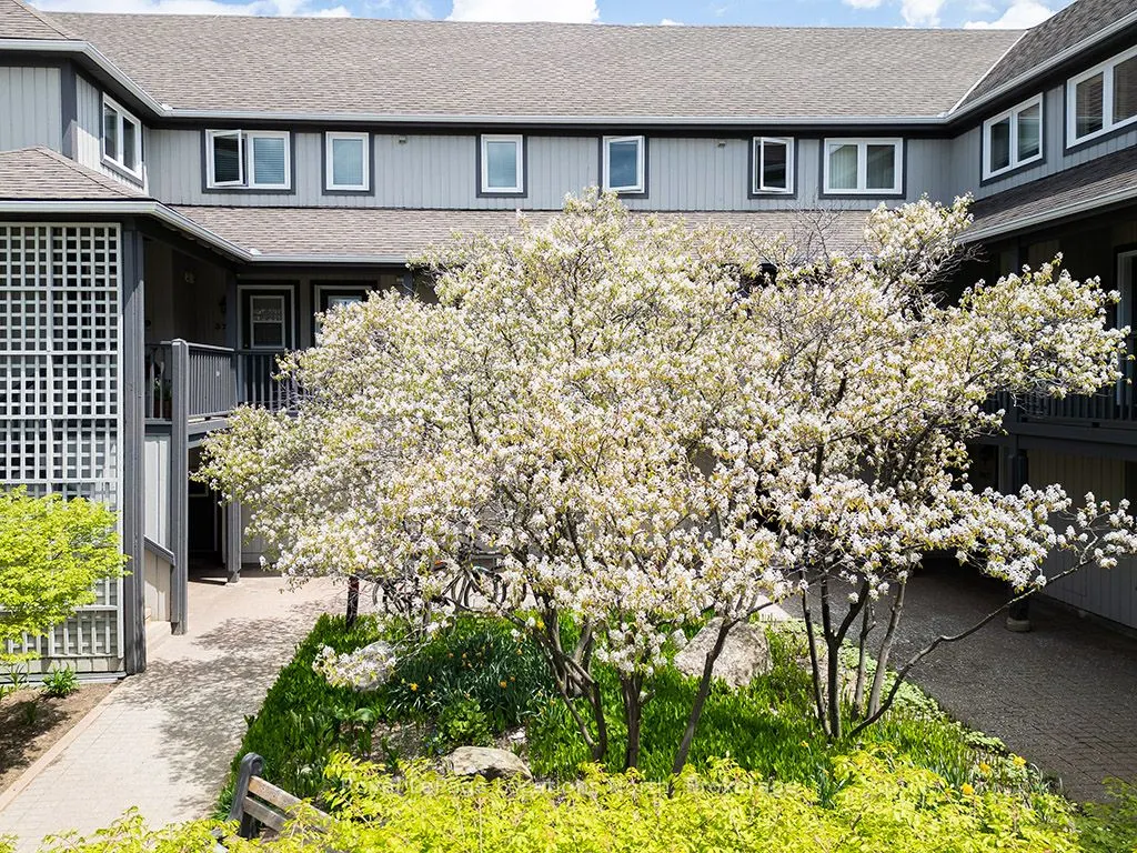365 Mariners Way, #10