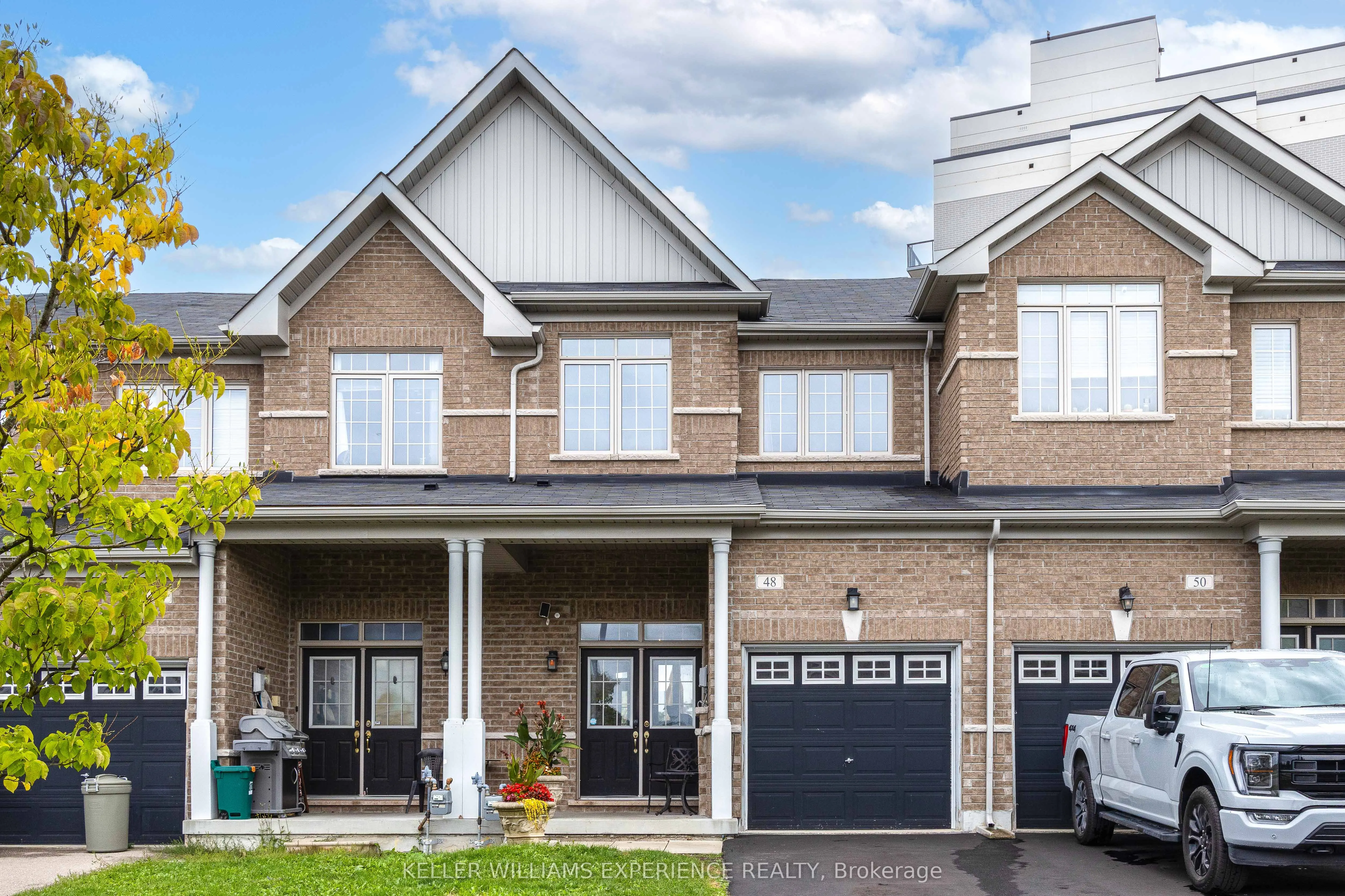 48 Snelgrove Crescent