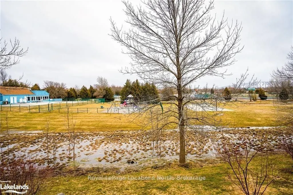470 OXBOW Crescent, #10