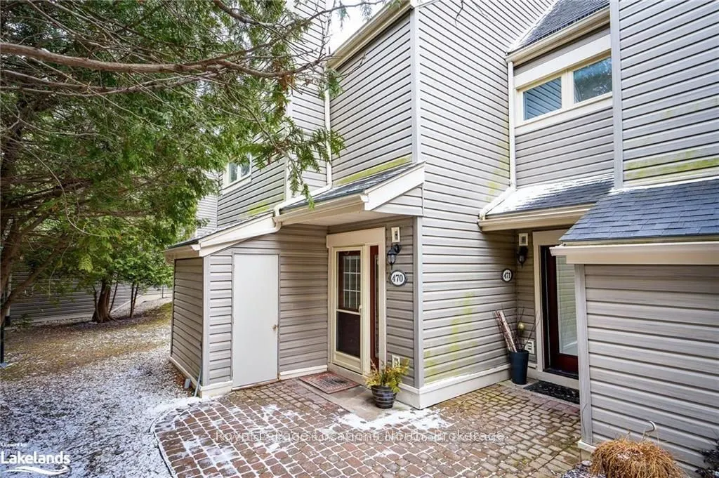 470 OXBOW Crescent, #10