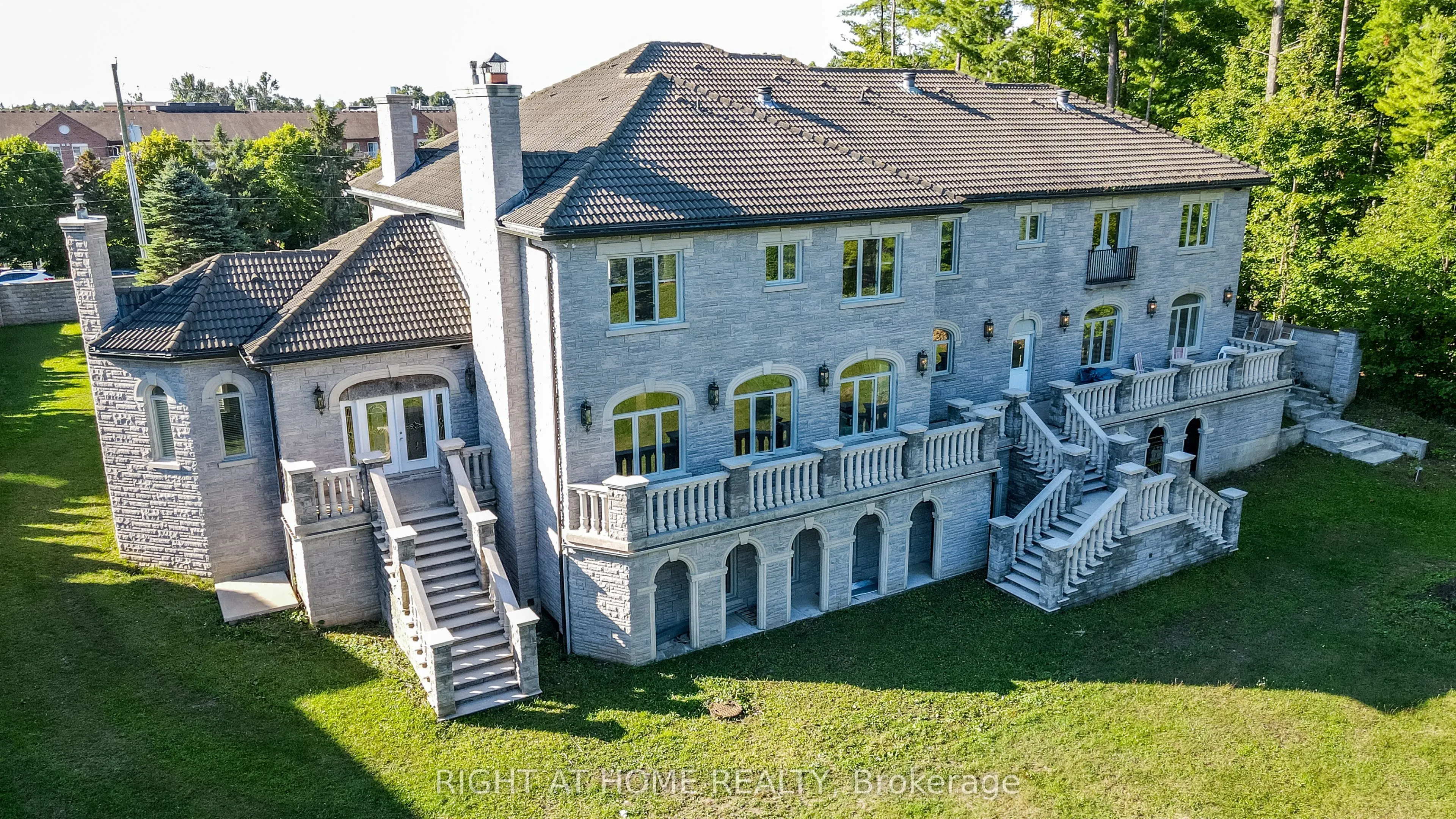 290 Tollendal Mill Road