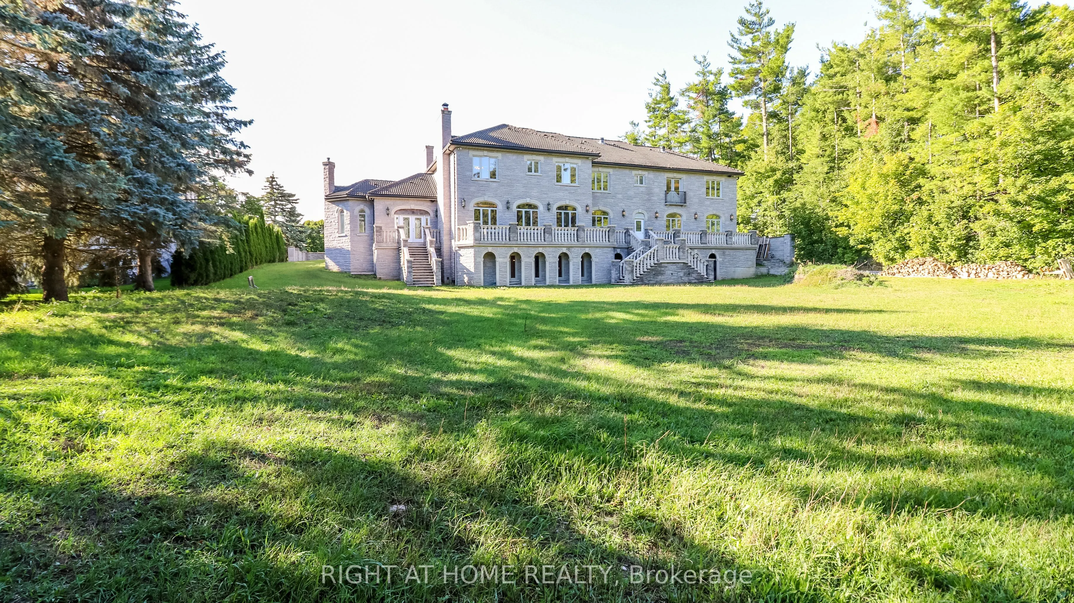 290 Tollendal Mill Road