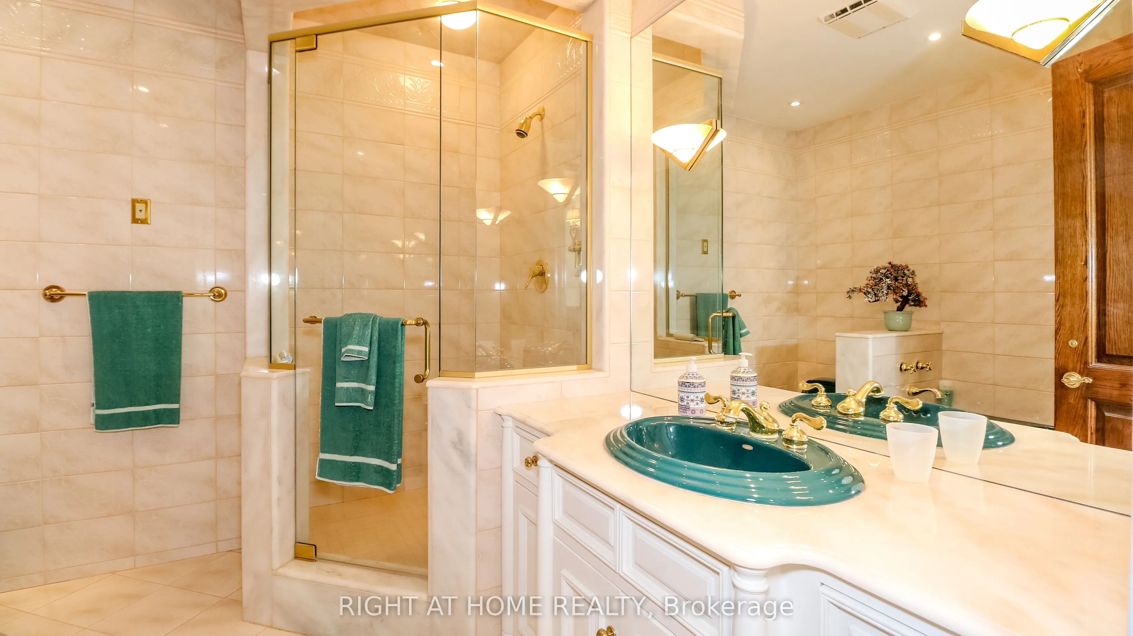 290 Tollendal Mill Road