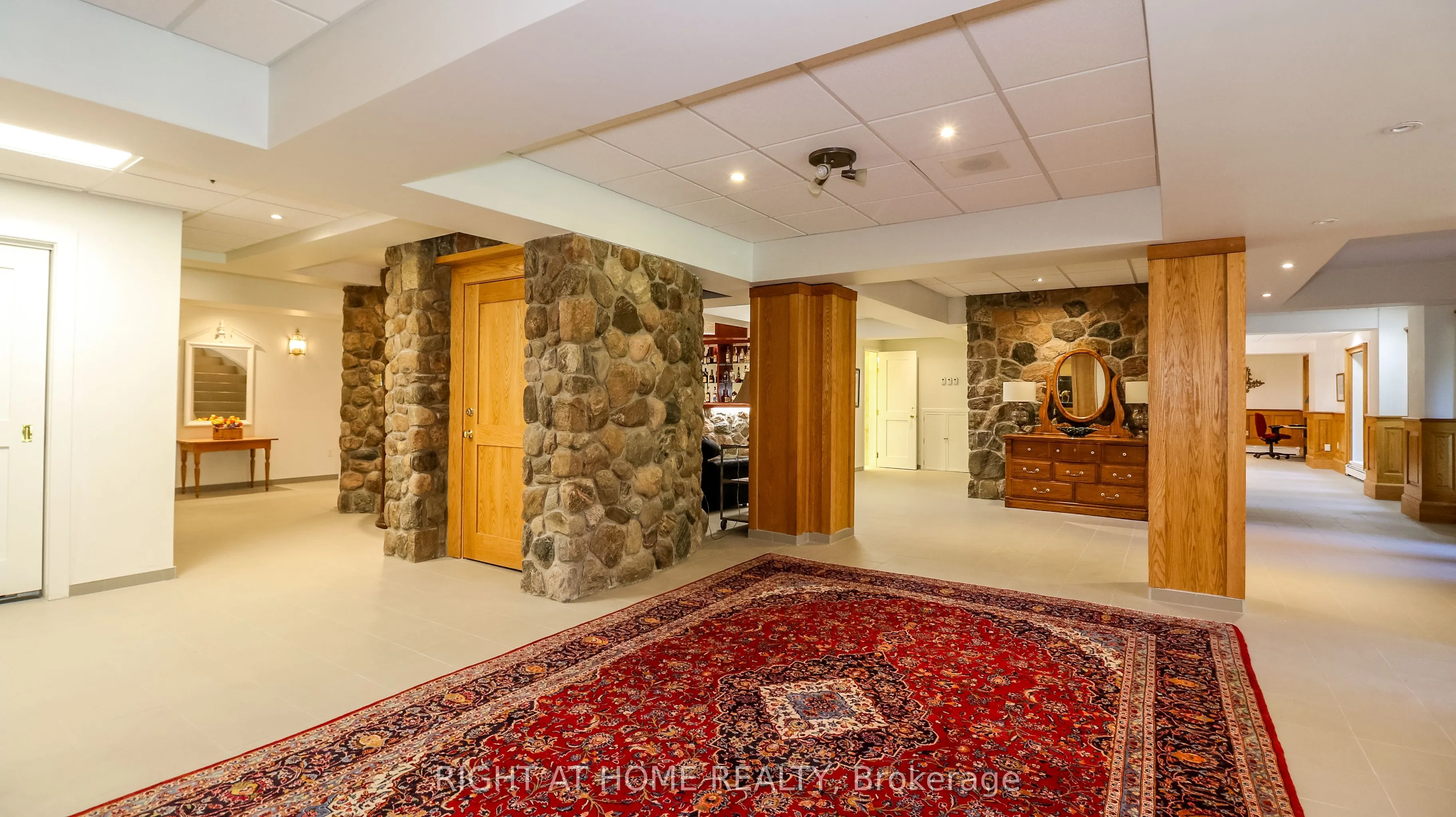290 Tollendal Mill Road