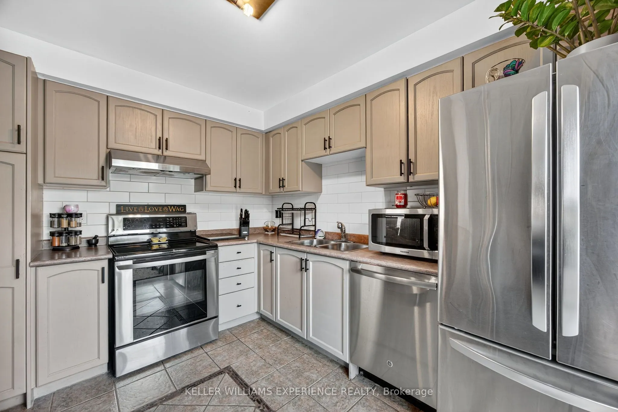 64 Gadwall Avenue