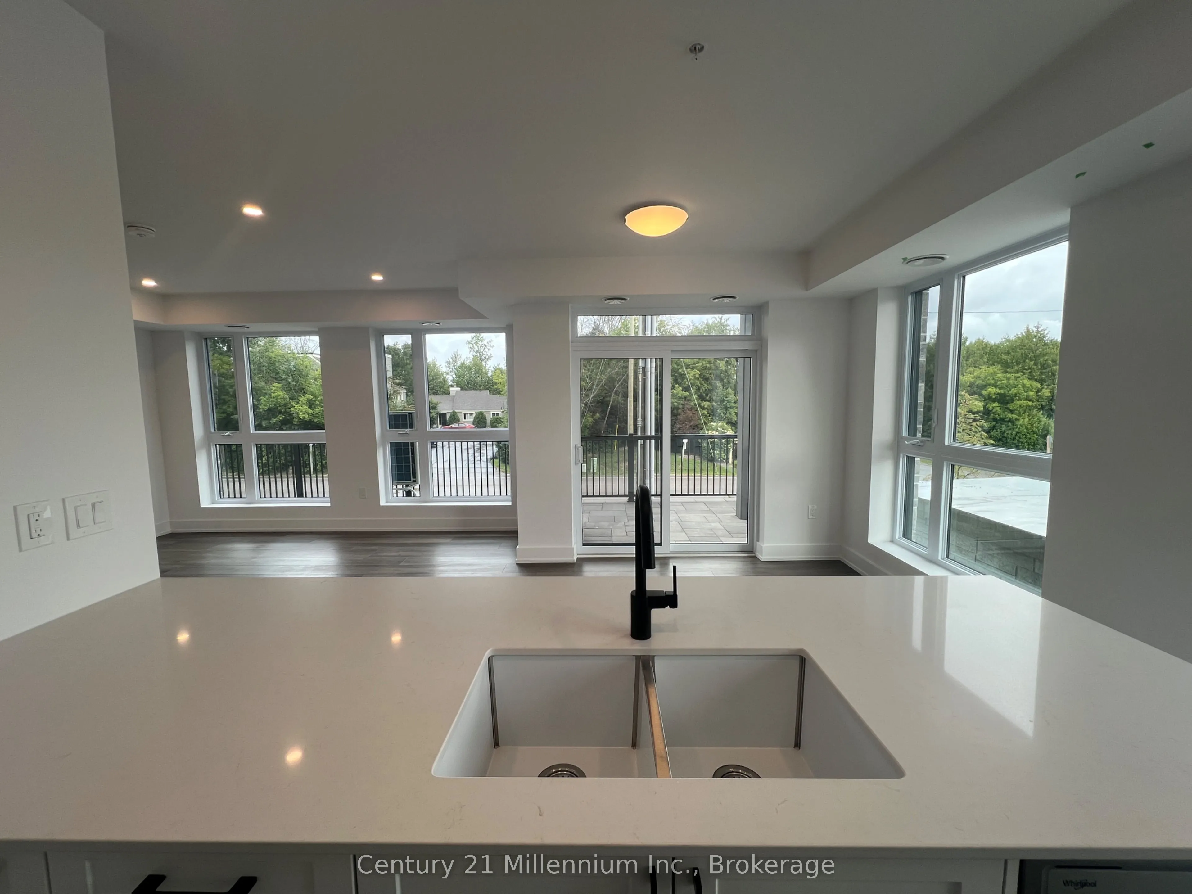 4 Kimberly Lane, #122