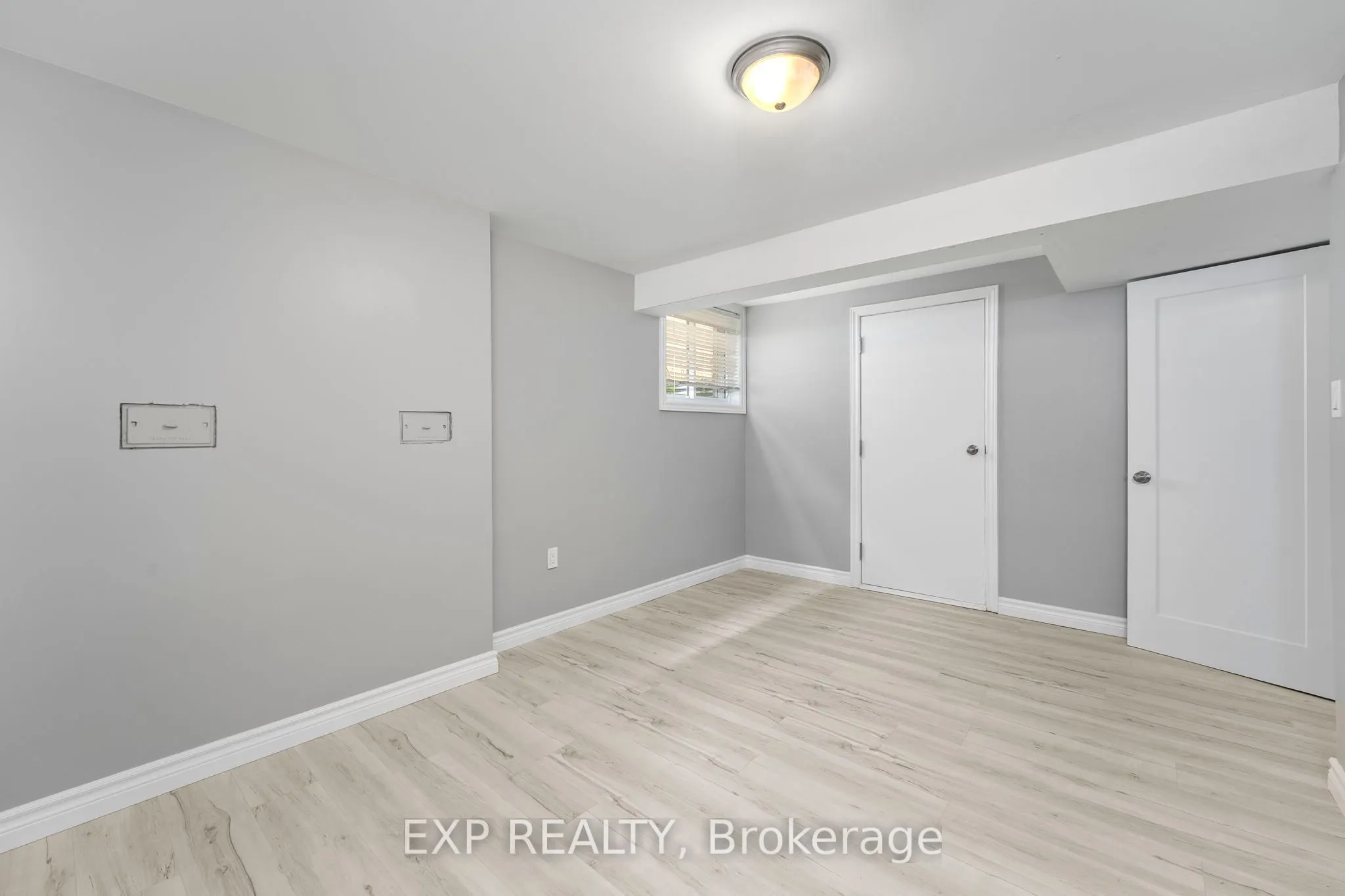 143 Westmount Drive N