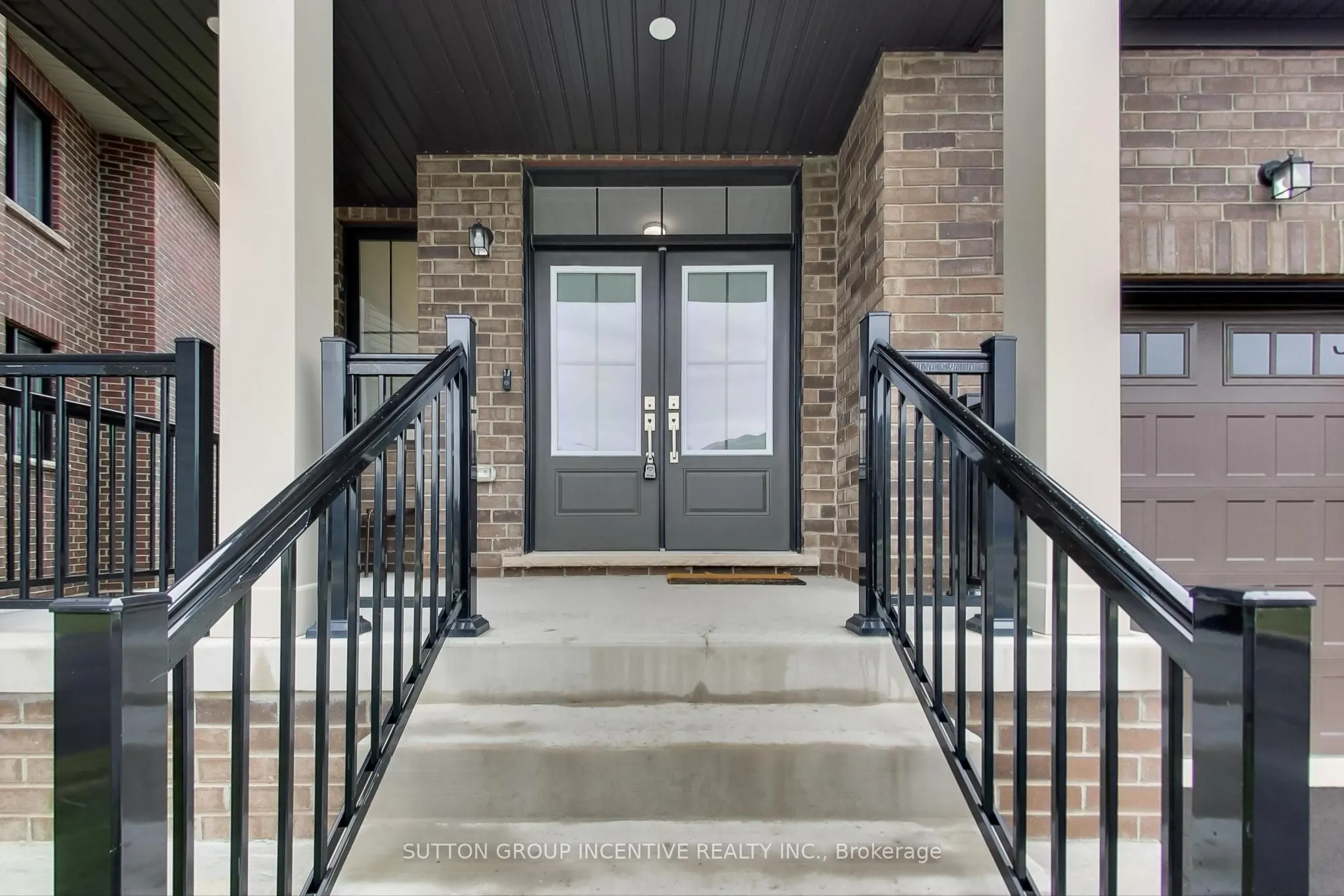 13 Abbey Crescent
