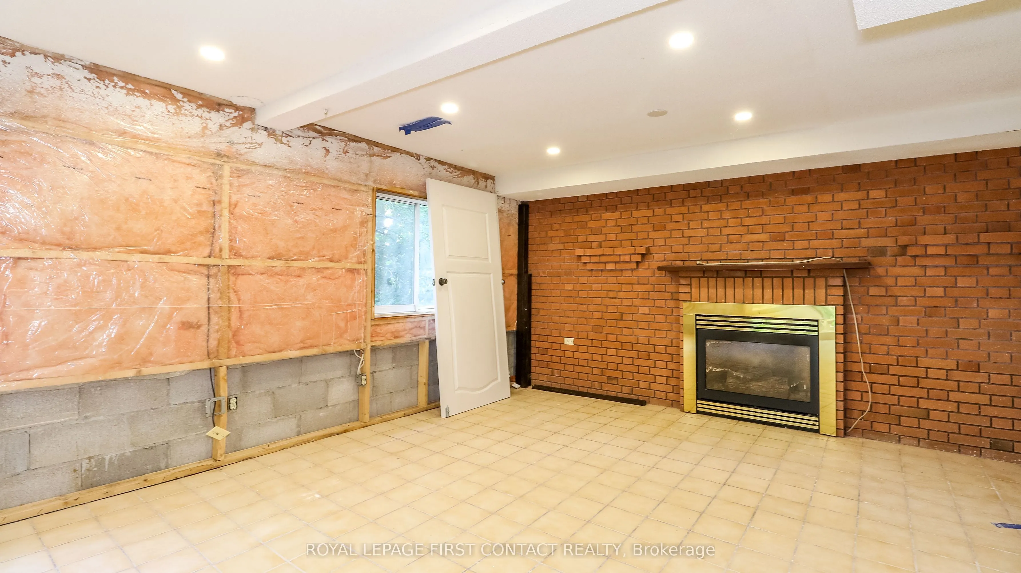311 Anne Street N