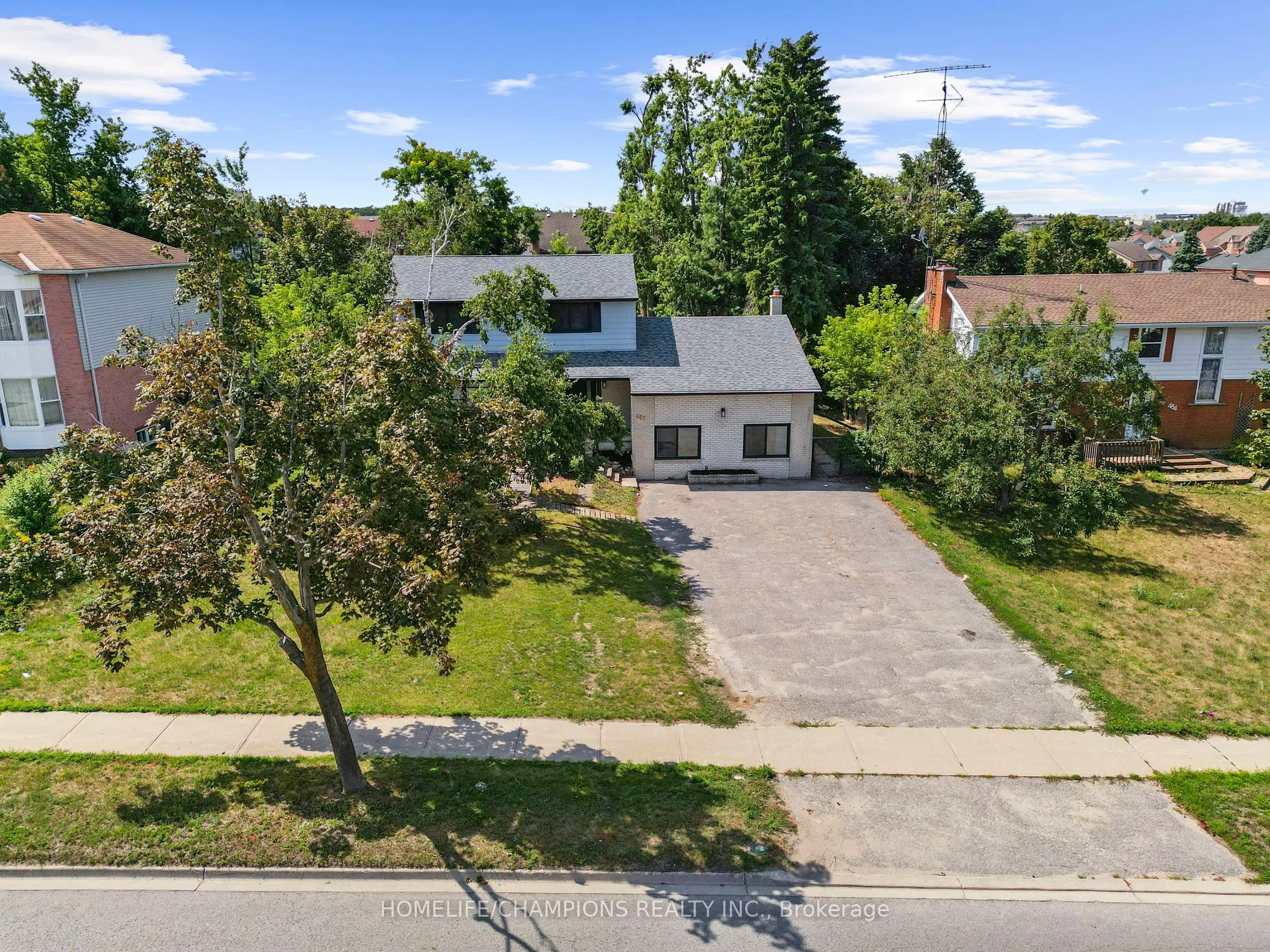 480 St Vincent Street, #Main & Second