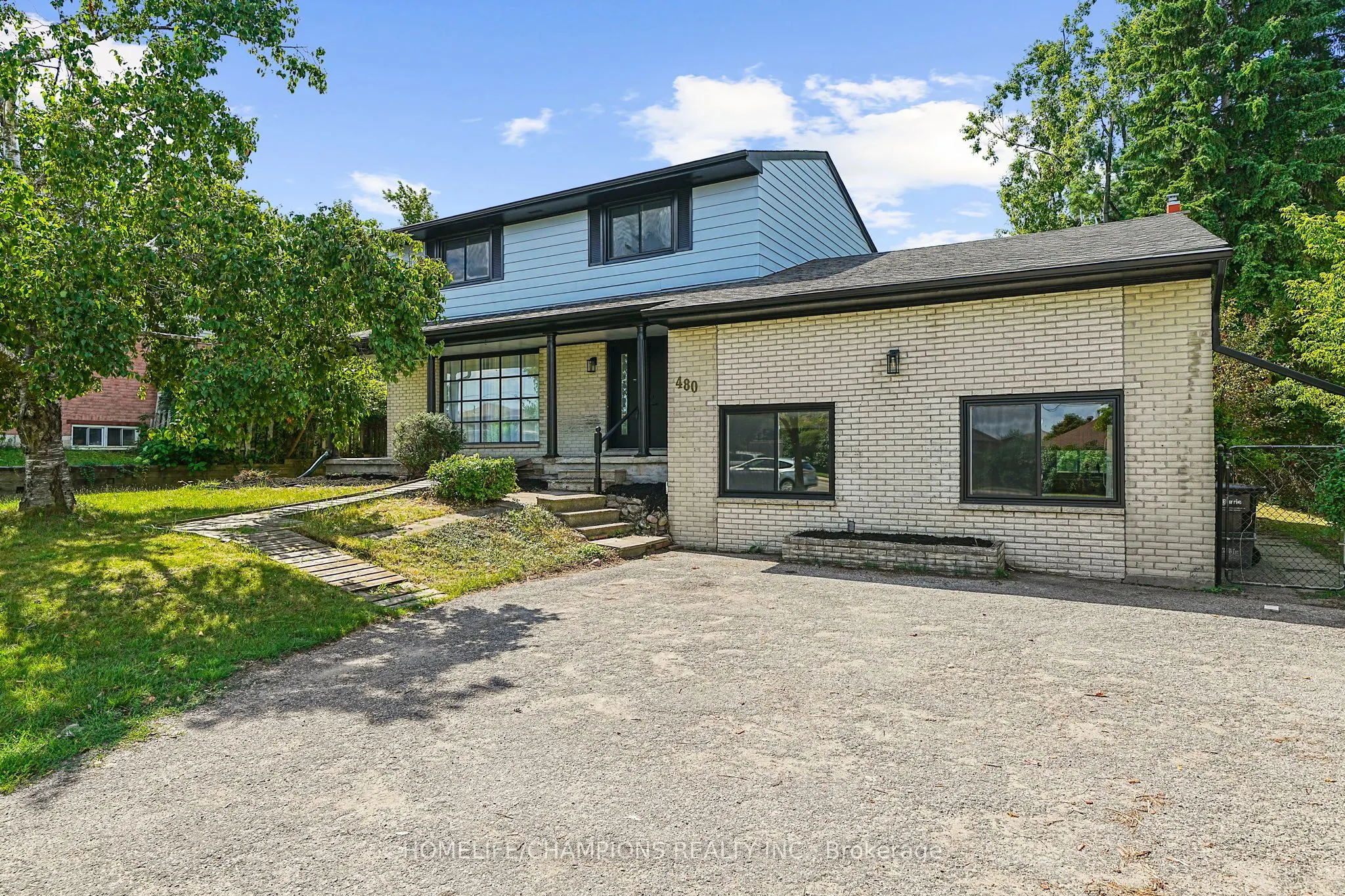 480 St Vincent Street, #Main & Second