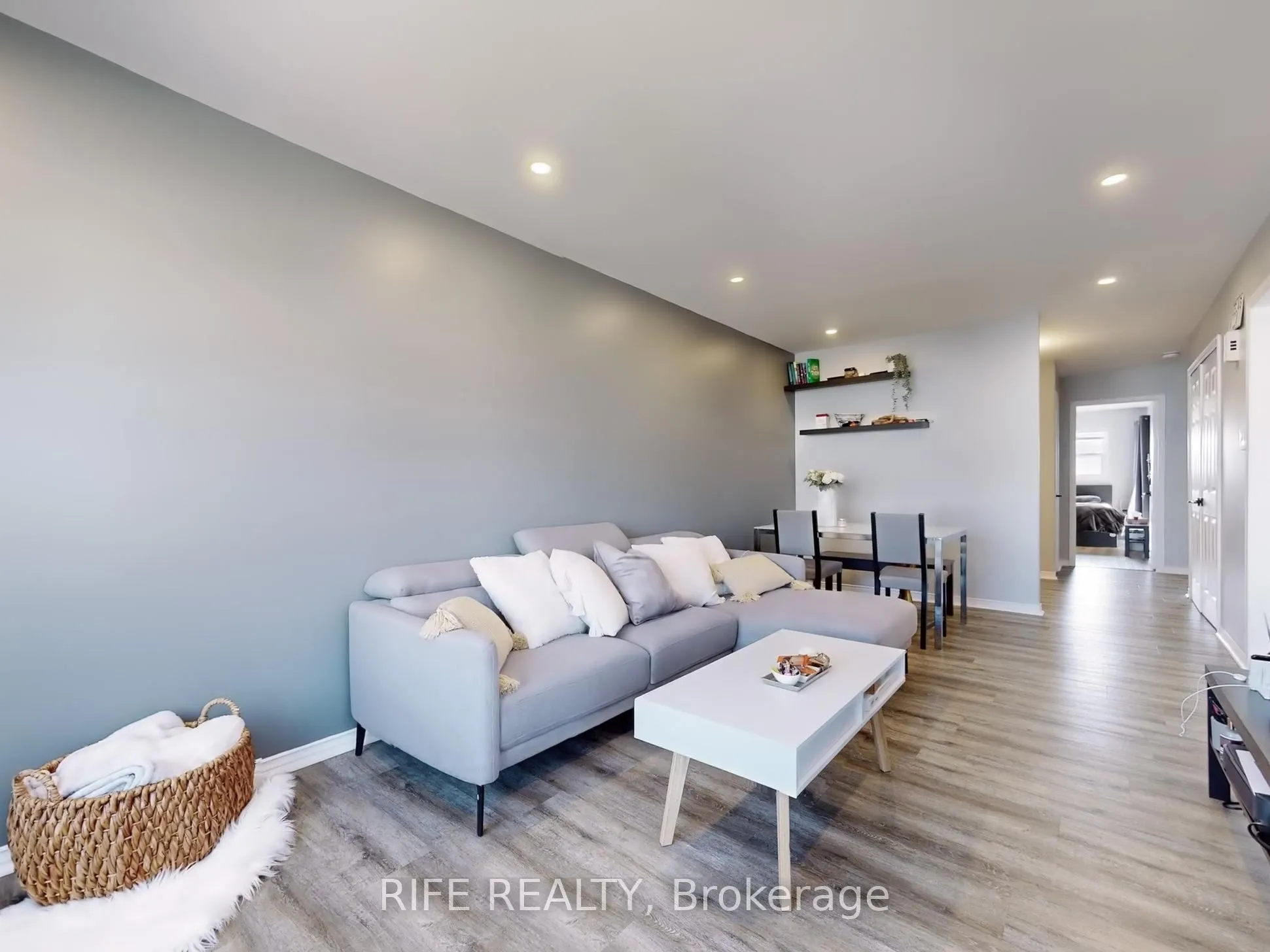 120 D'Ambrosio Drive, #34