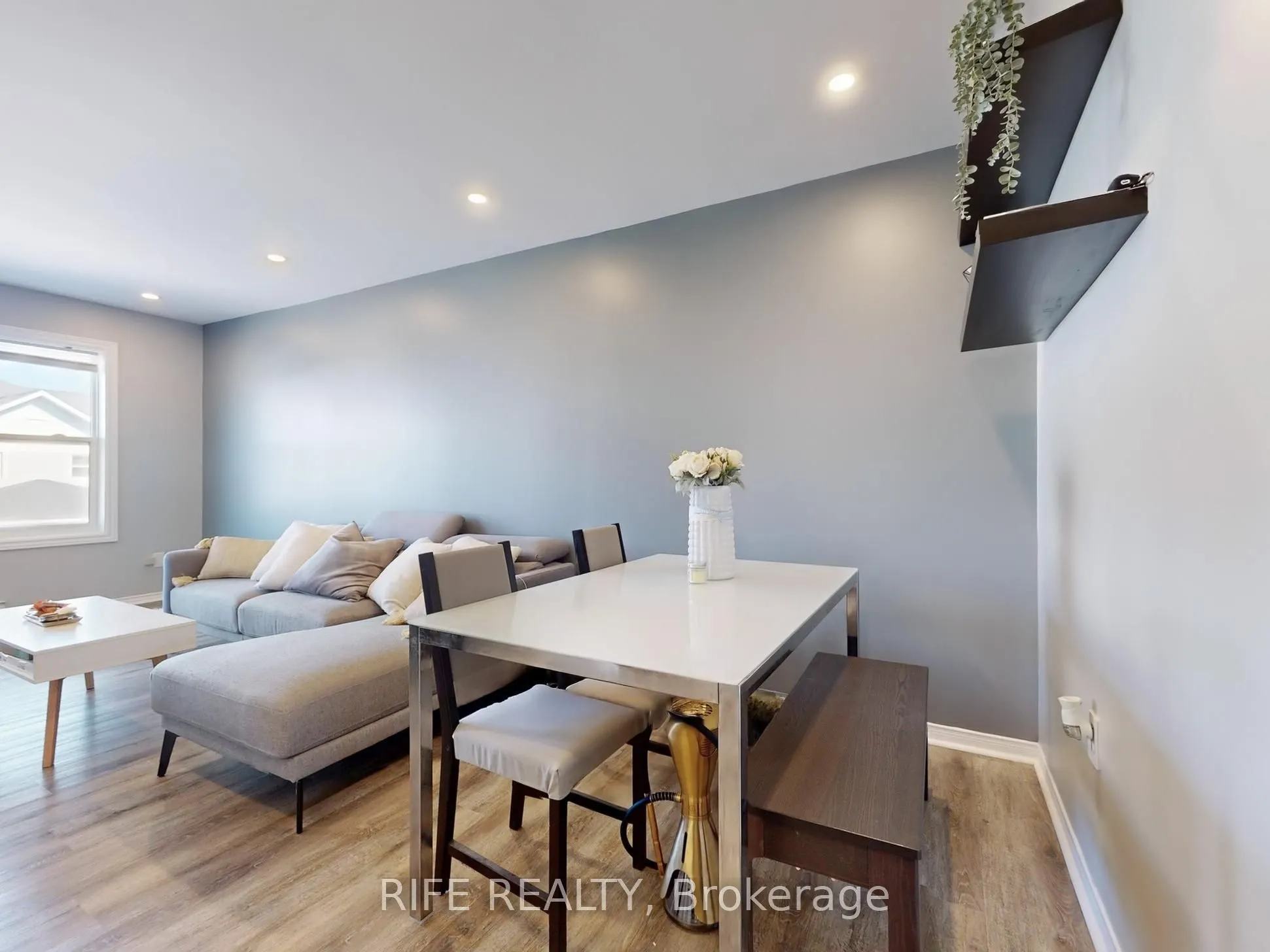 120 D'Ambrosio Drive, #34