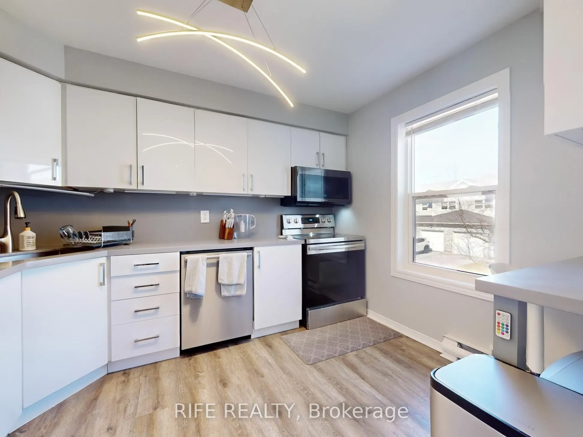 120 D'Ambrosio Drive, #34