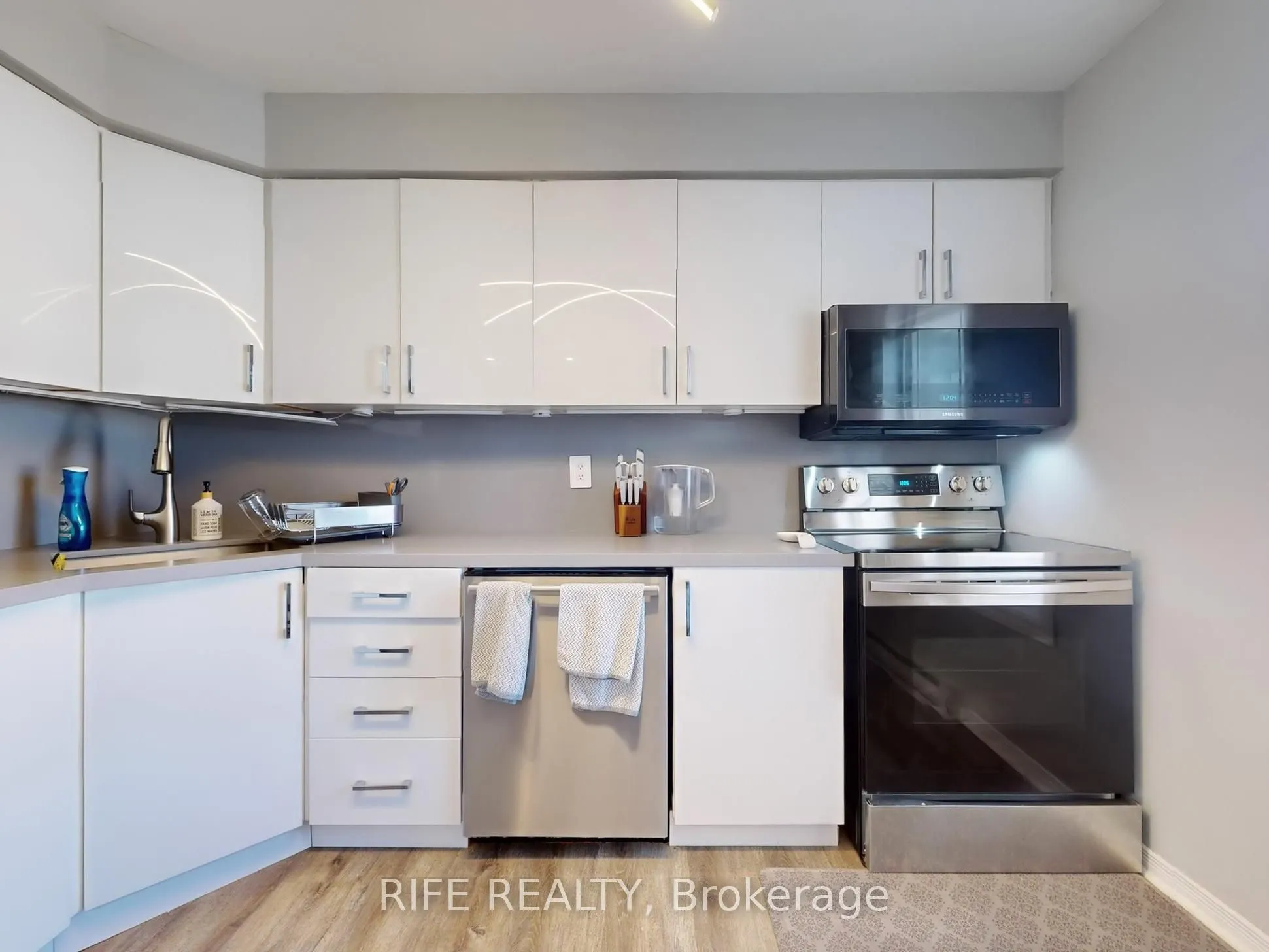 120 D'Ambrosio Drive, #34