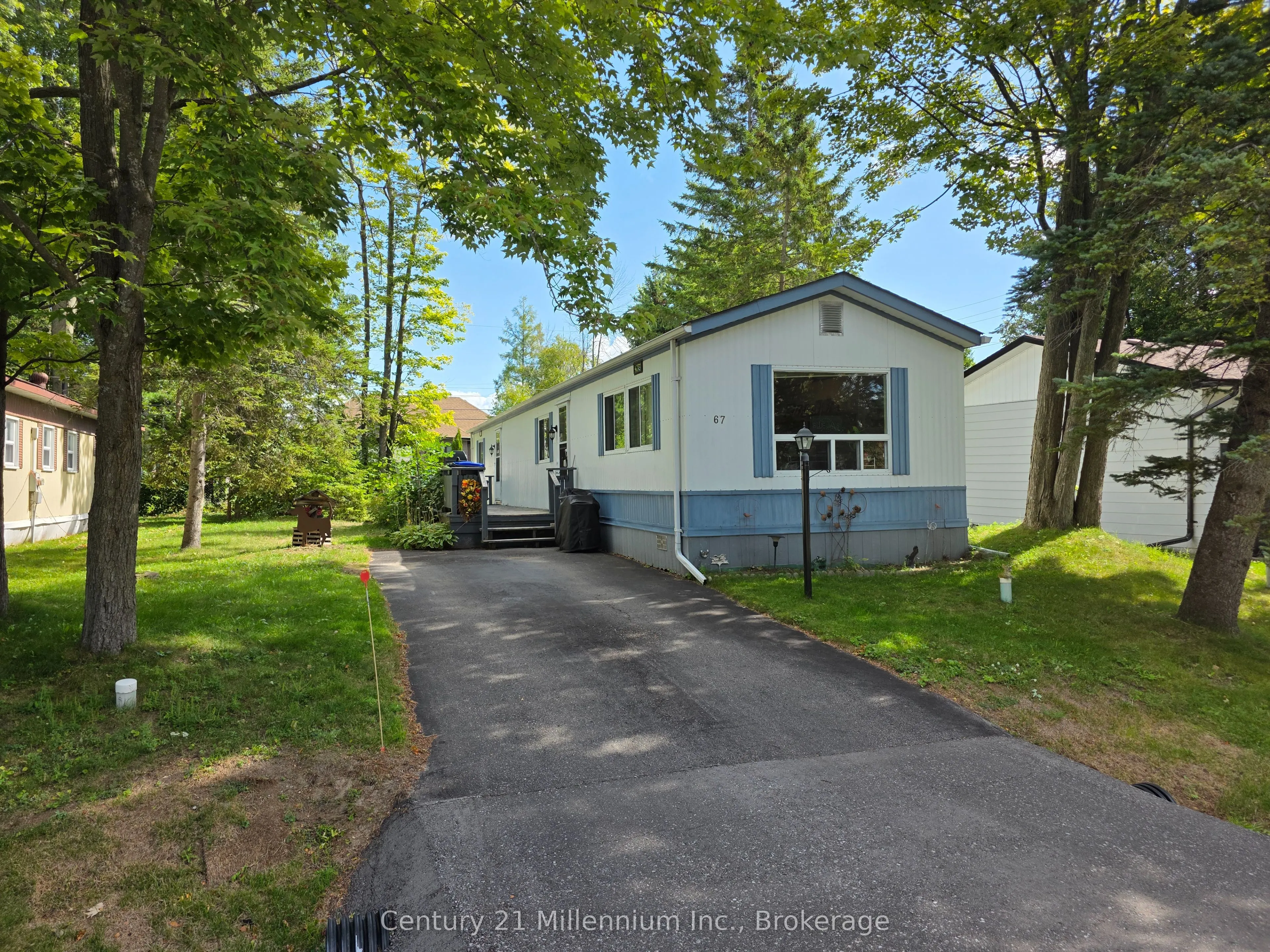 67 Georgian Glen Drive