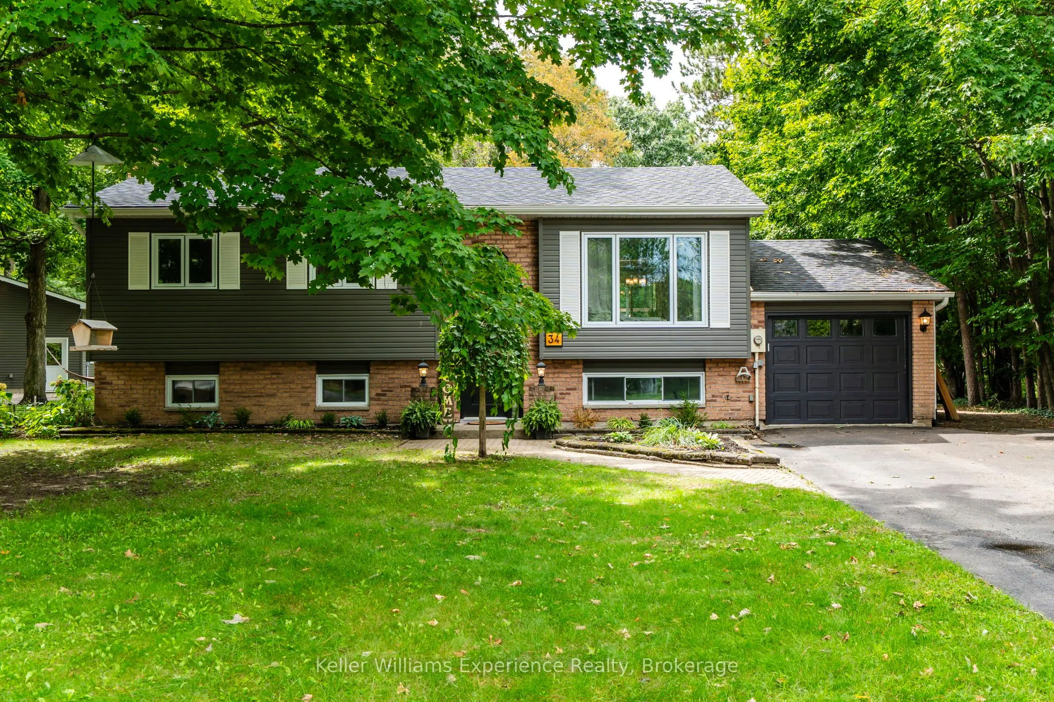 34 Howard Avenue