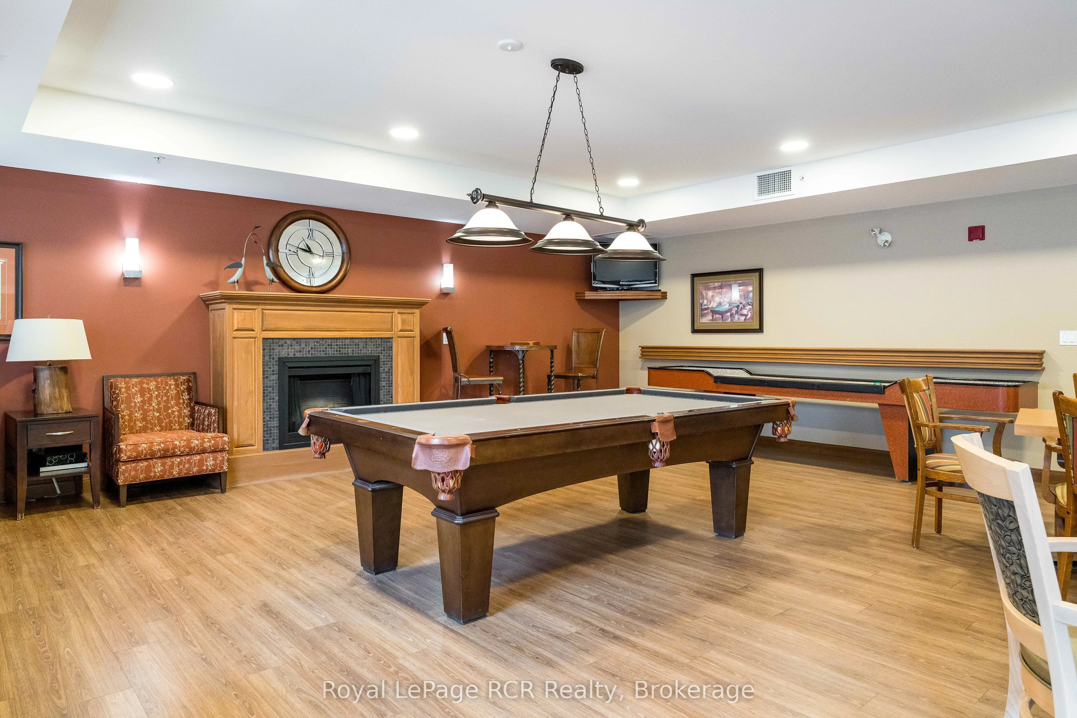 91 RAGLAN Street, #215