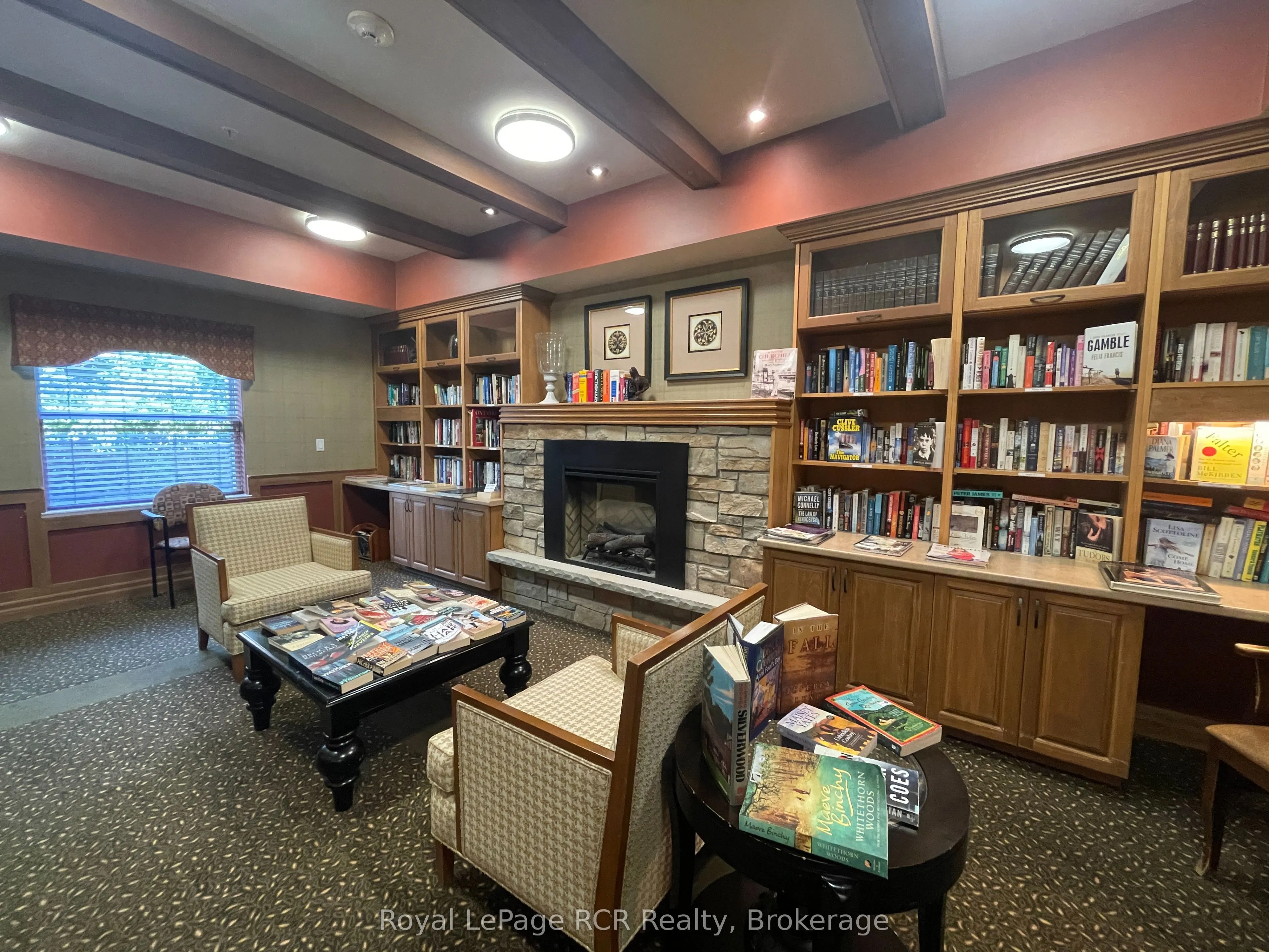 91 RAGLAN Street, #215