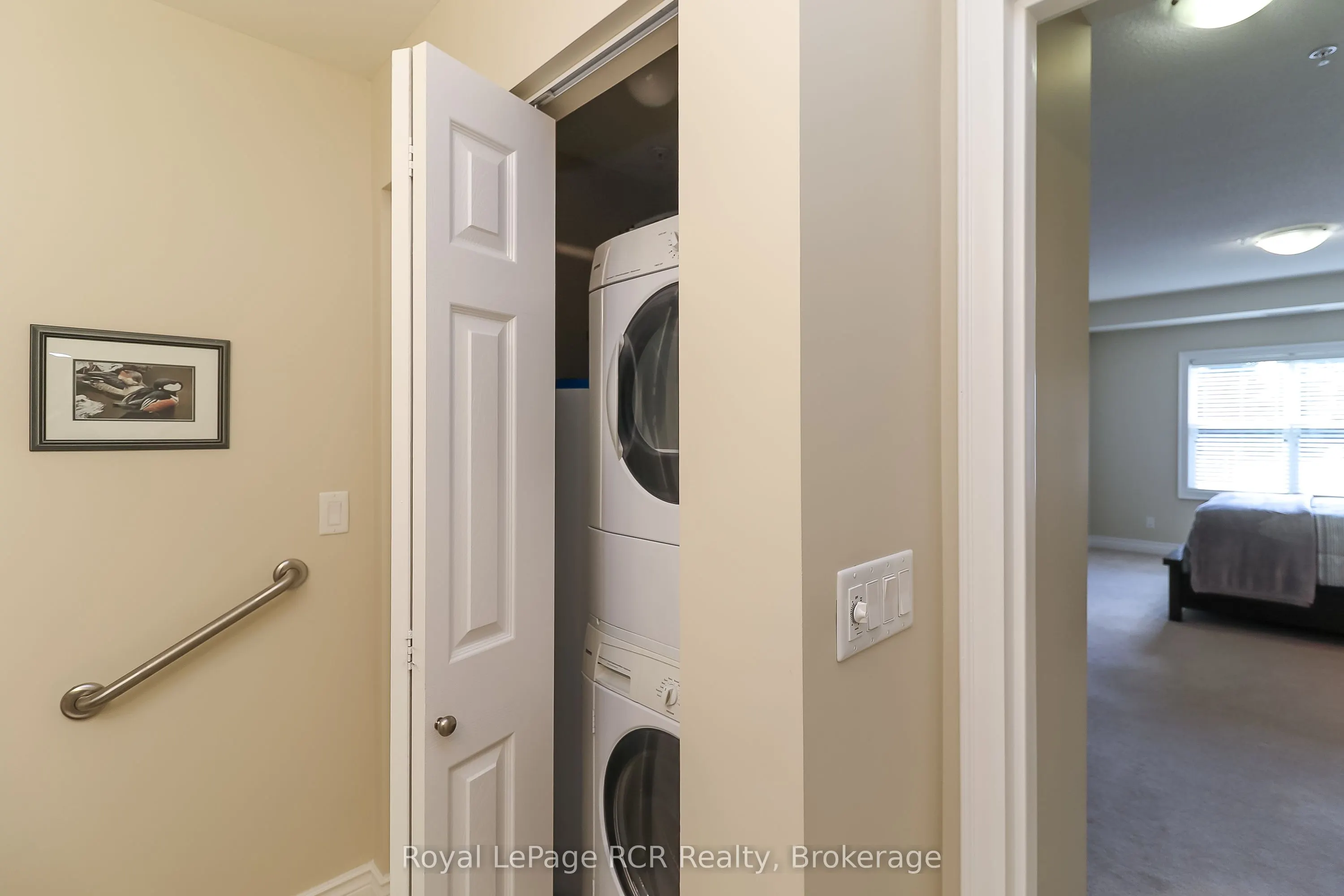 91 RAGLAN Street, #215
