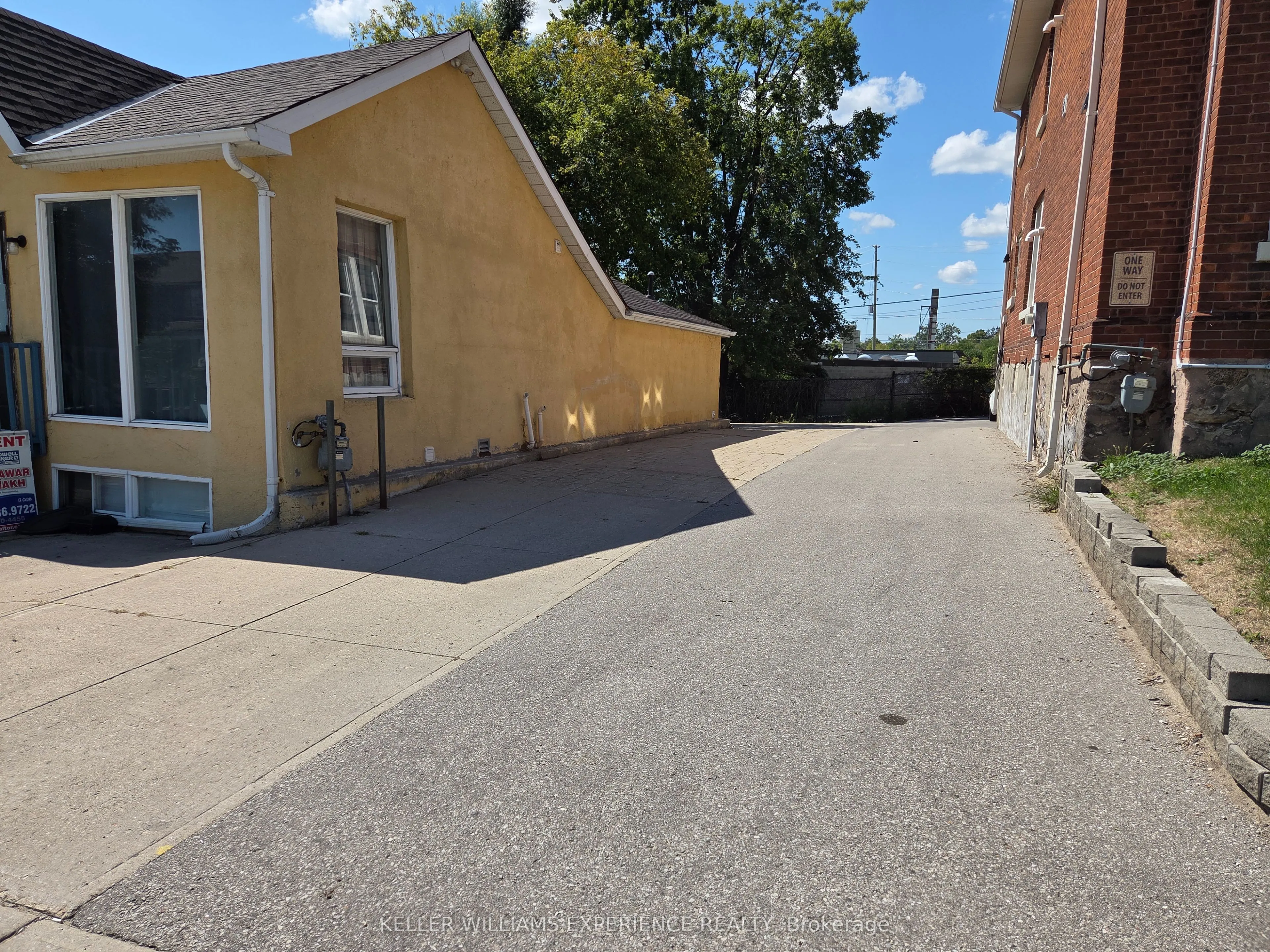 34 Toronto Street, #BSMT