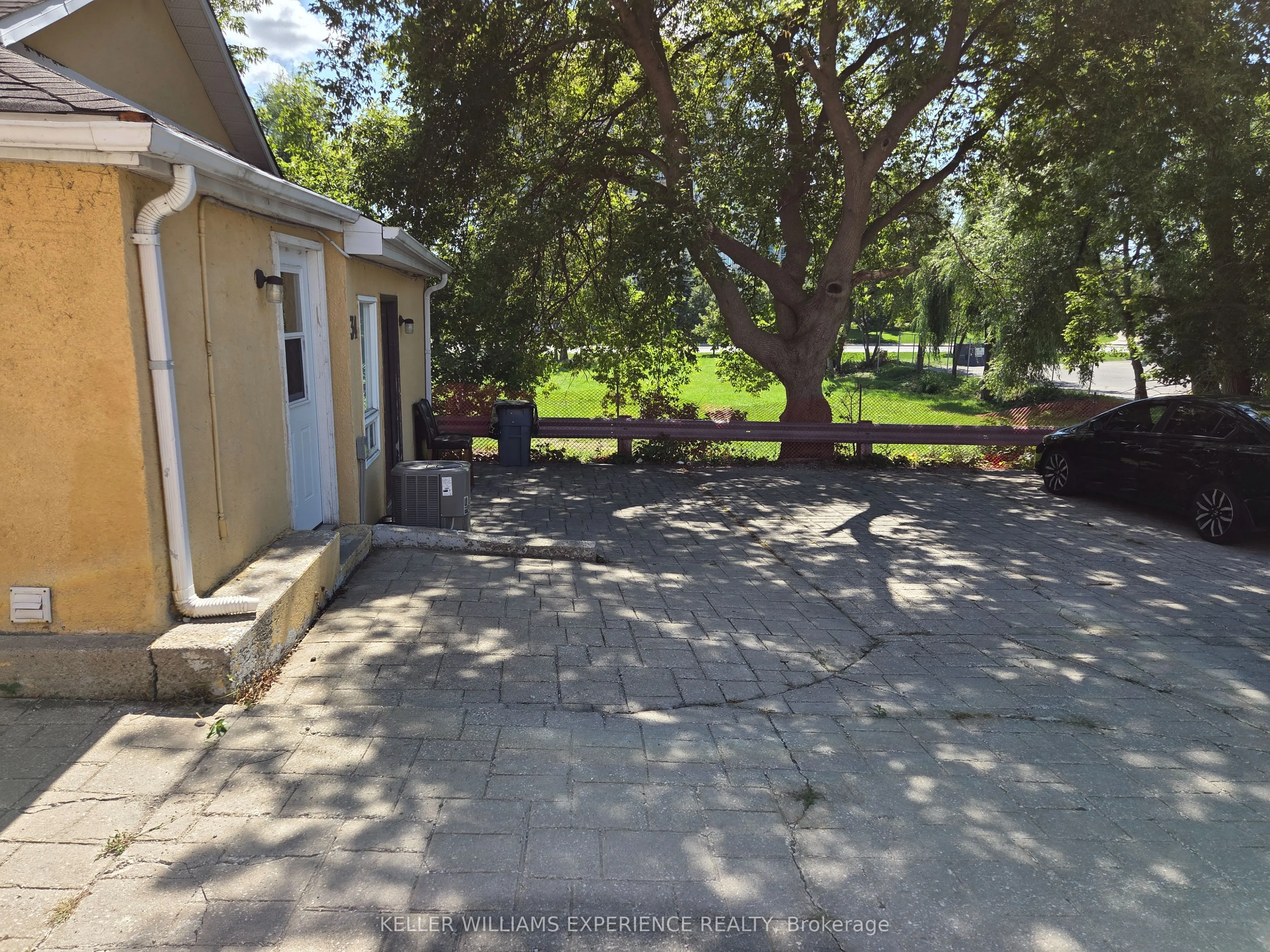 34 Toronto Street, #BSMT