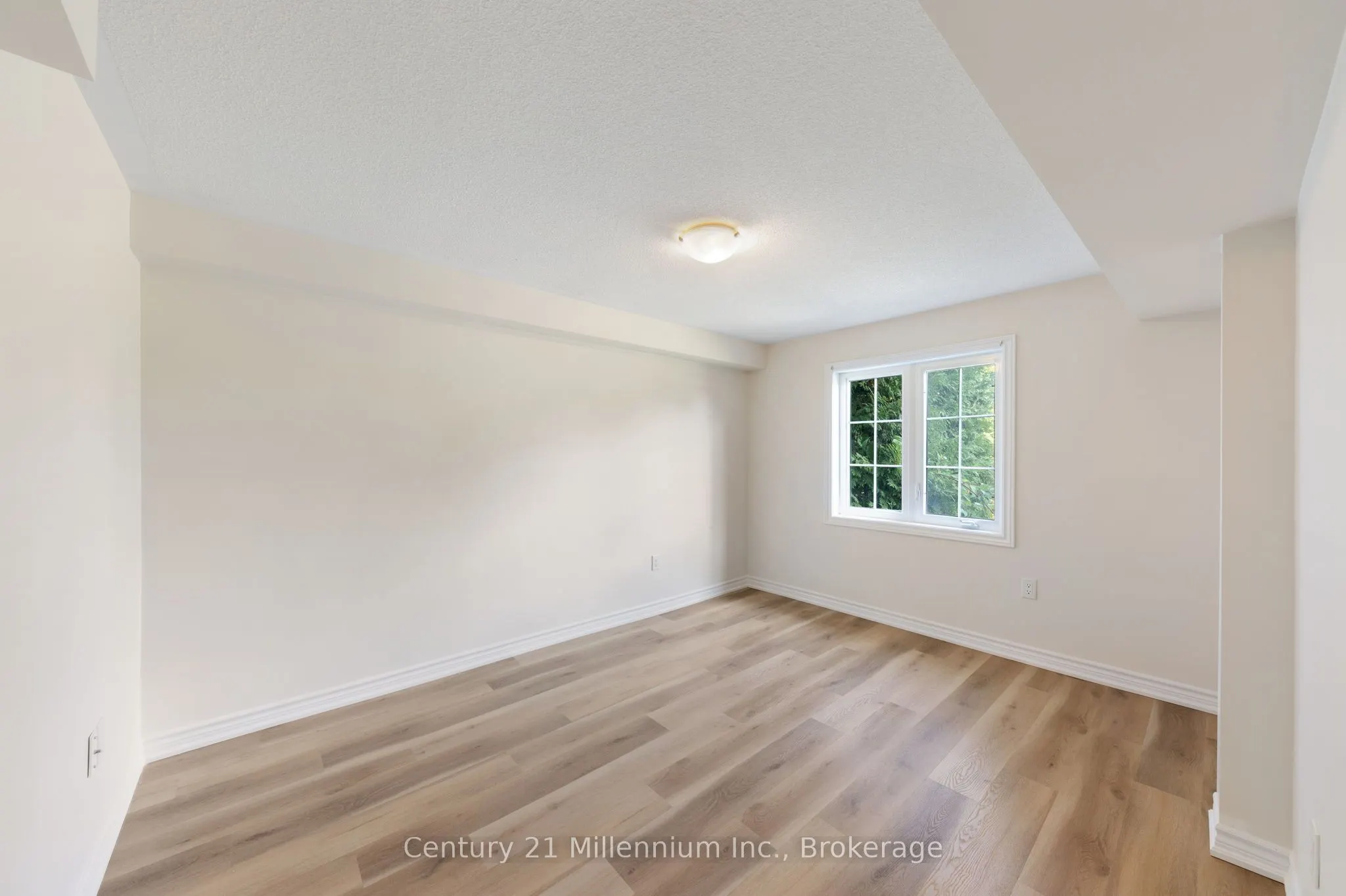 16 BERKSHIRE Avenue, #49