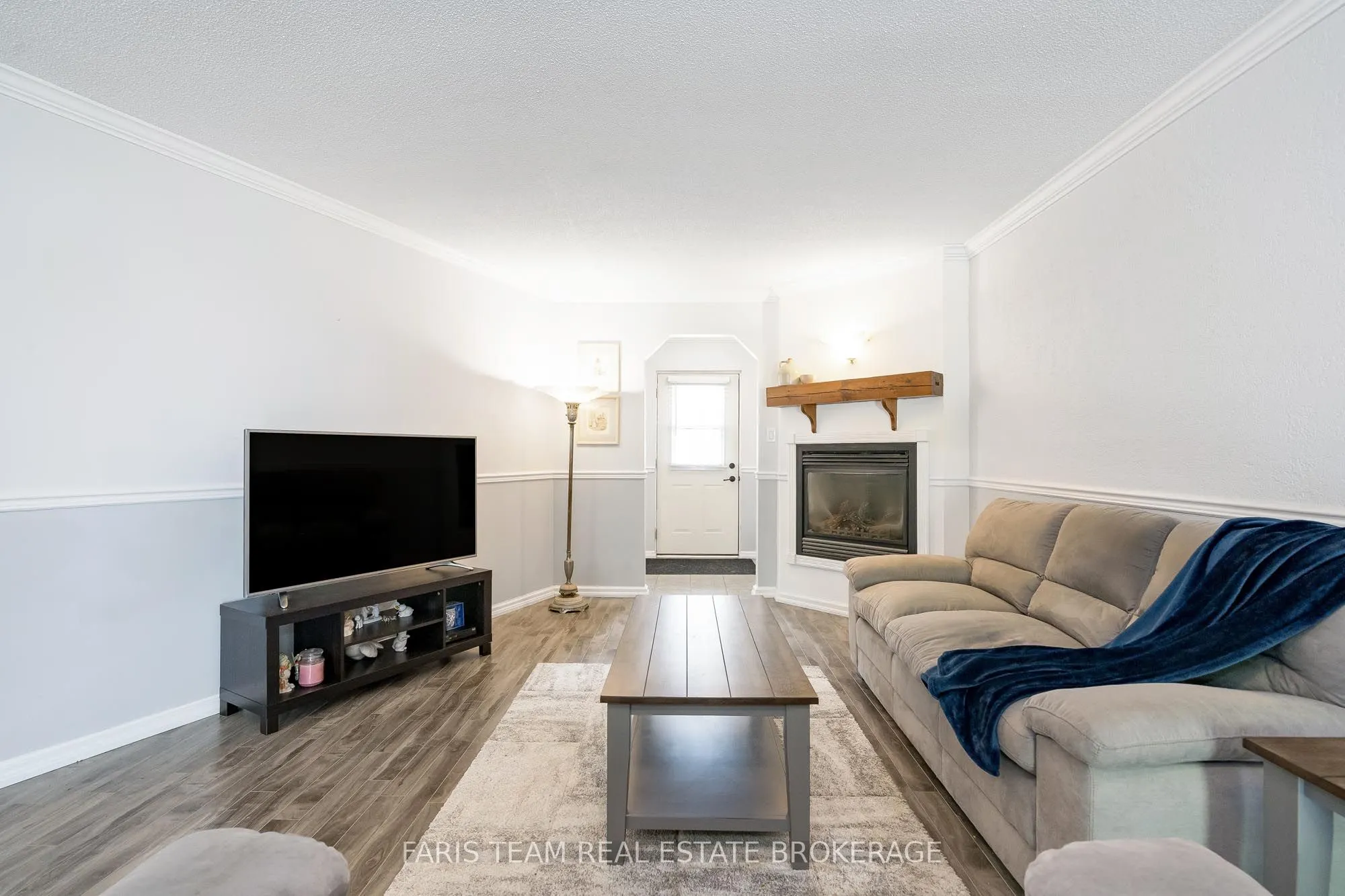 891 River Road W, #5