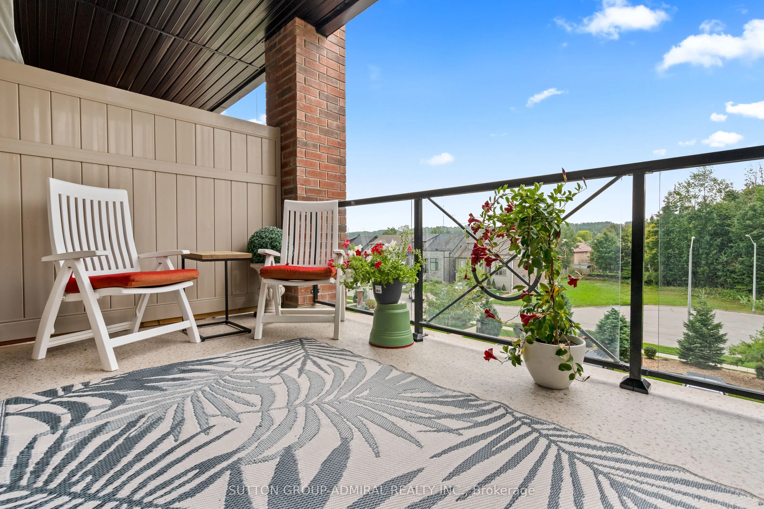 7 Greenwich Street, #303