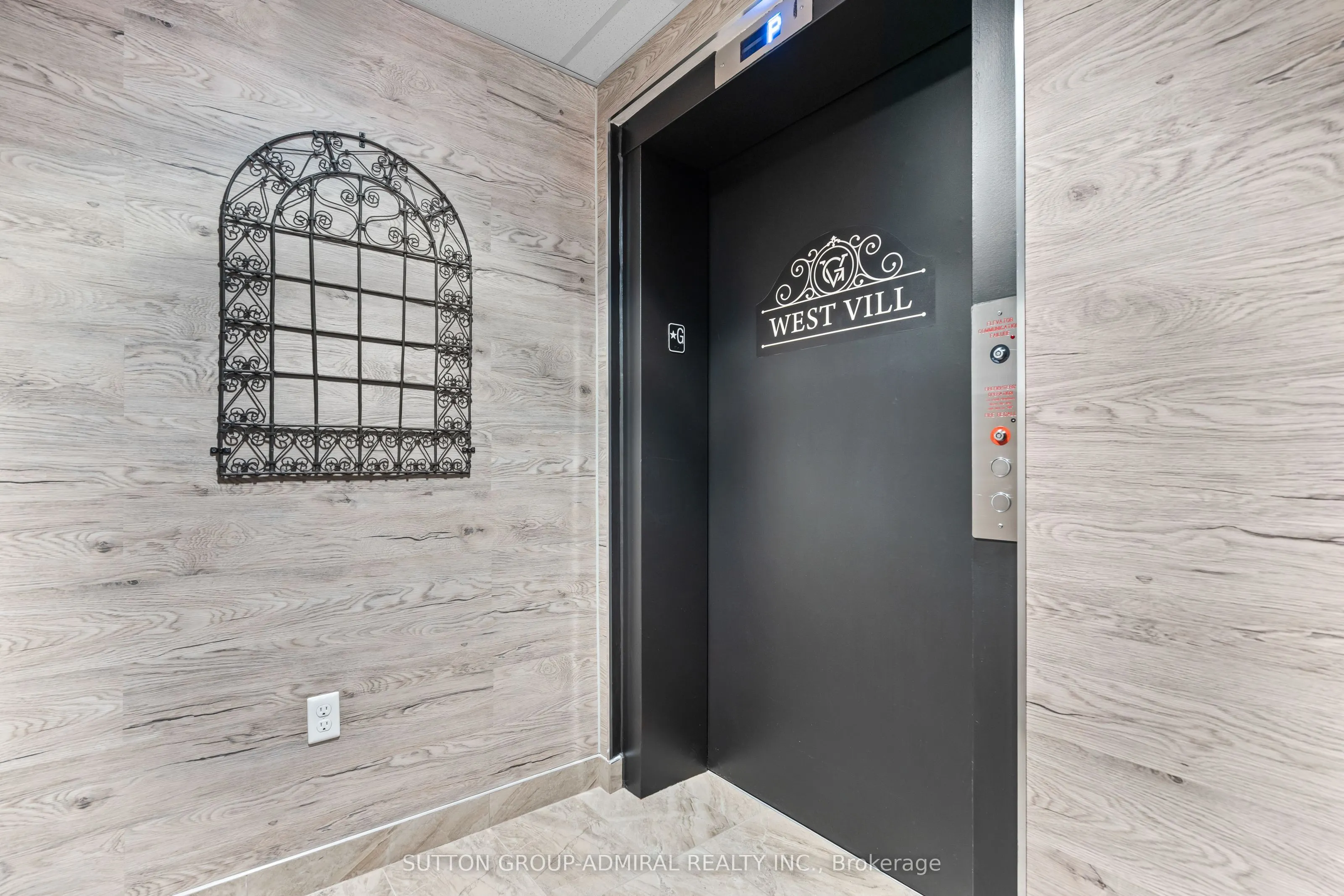 7 Greenwich Street, #303