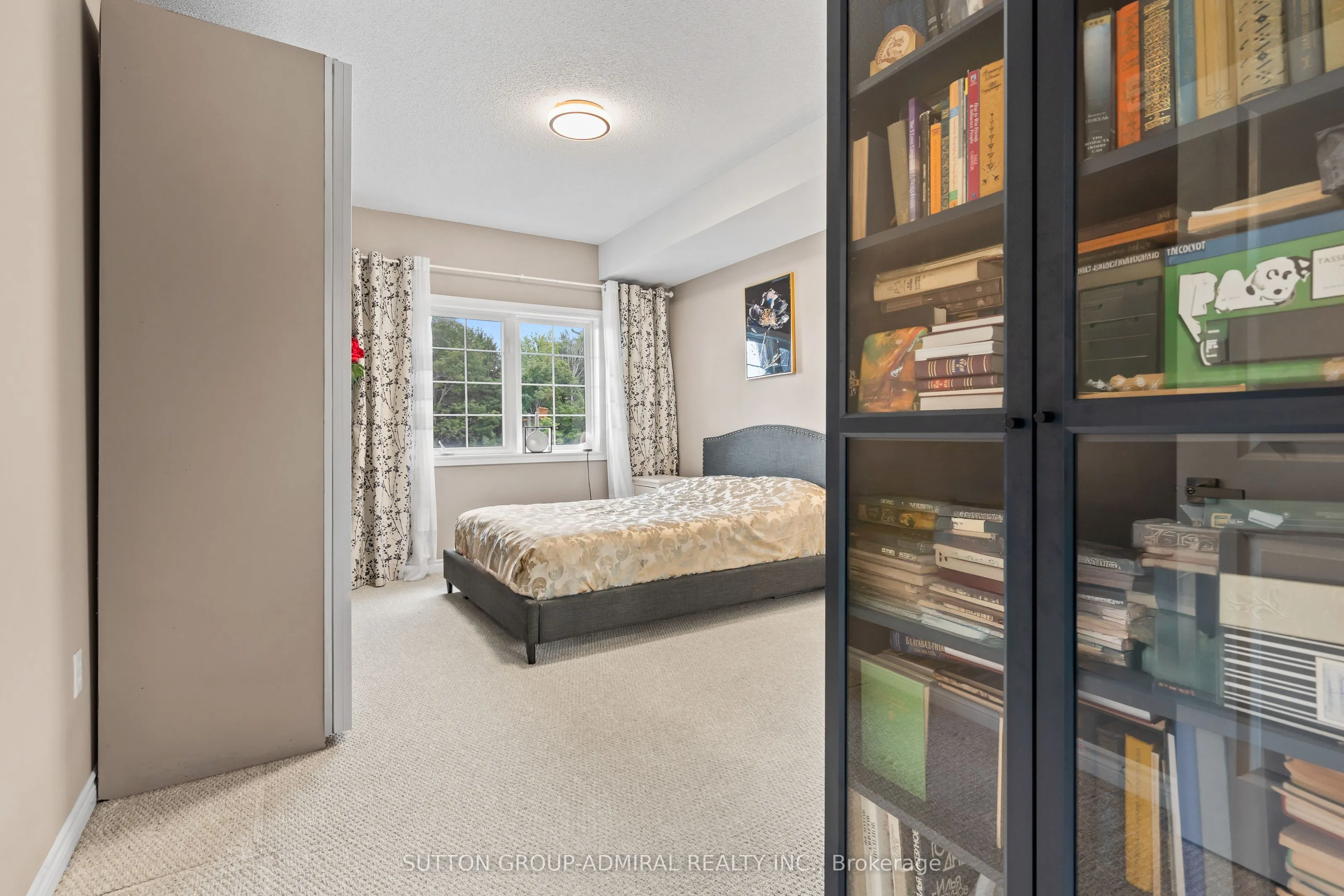 7 Greenwich Street, #303