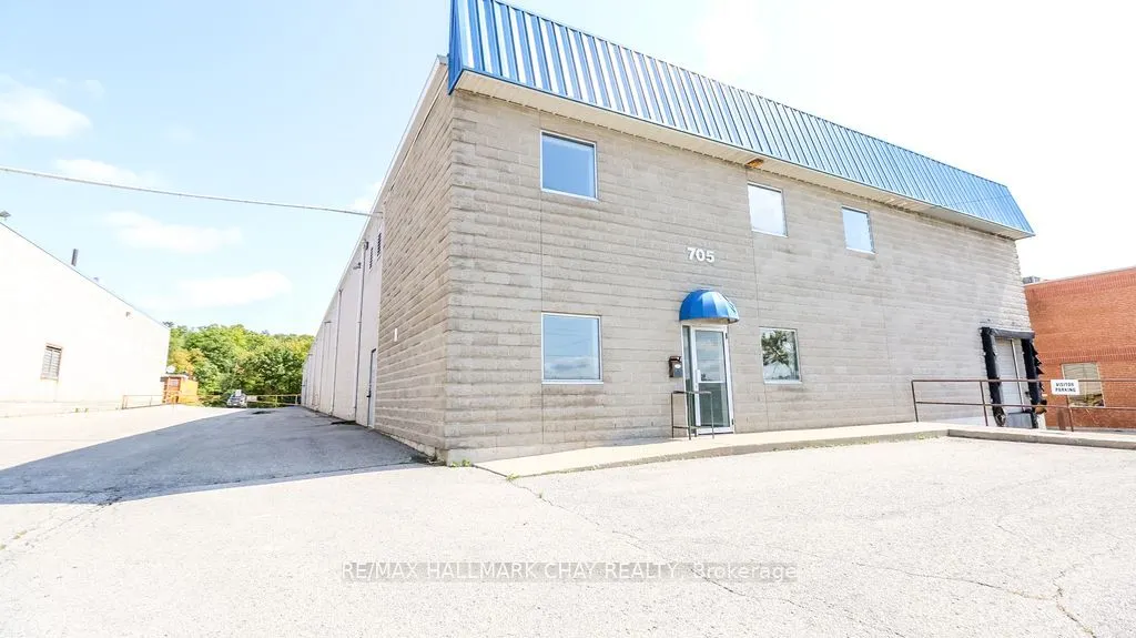 705 Bayview Drive