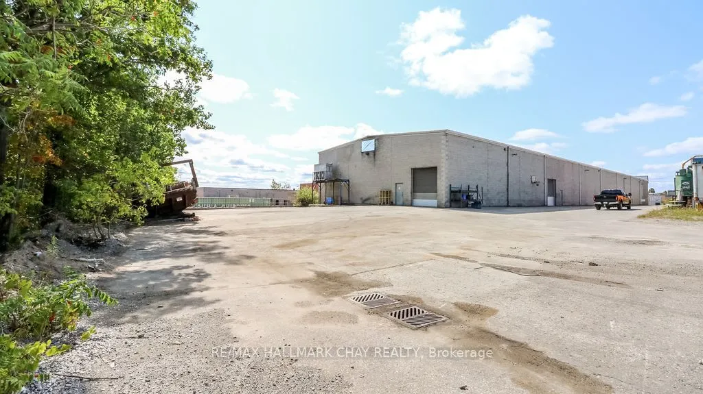 705 Bayview Drive