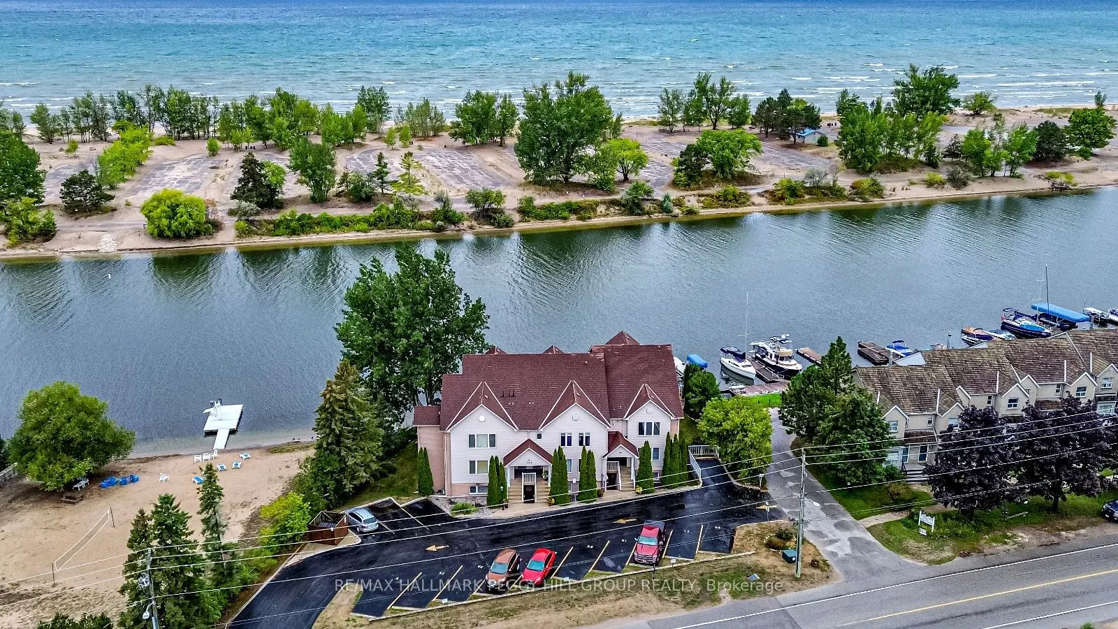 194 River Road E, #3B