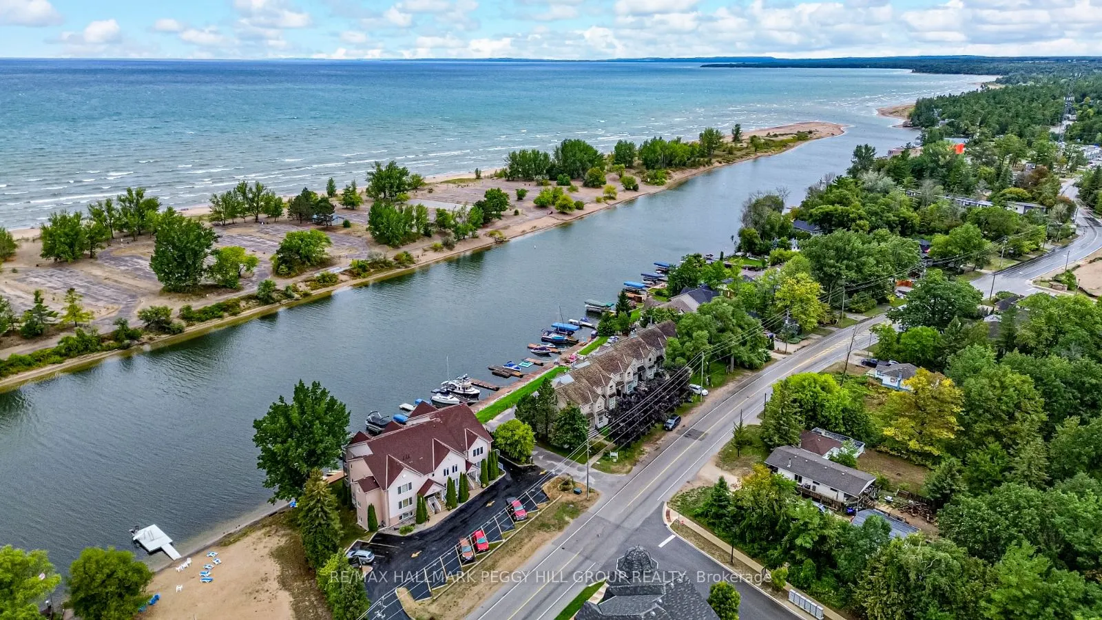 194 River Road E, #3B