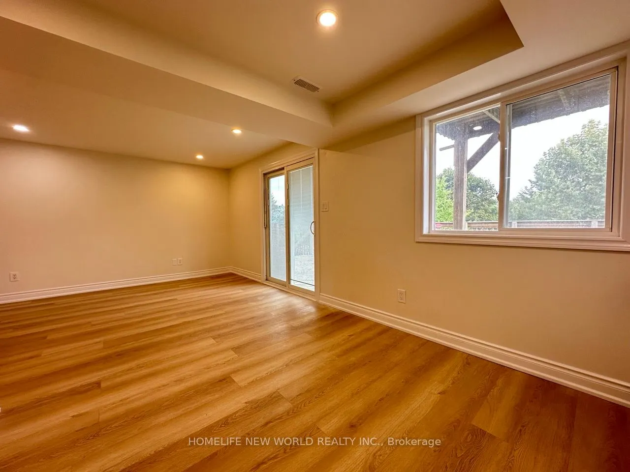 28 Lougheed Road, #Lower Unit