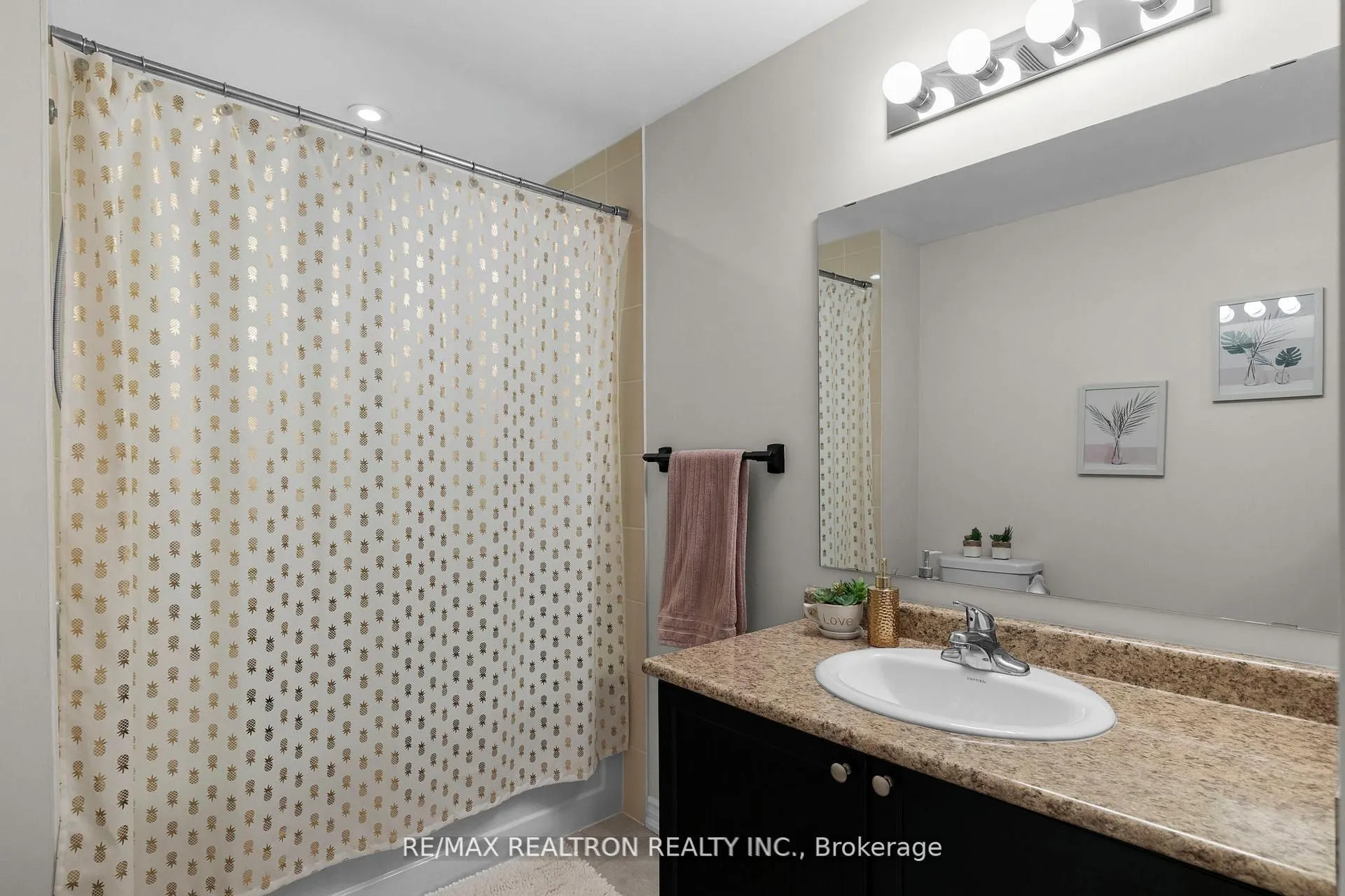 45 Ferndale Drive S, #107