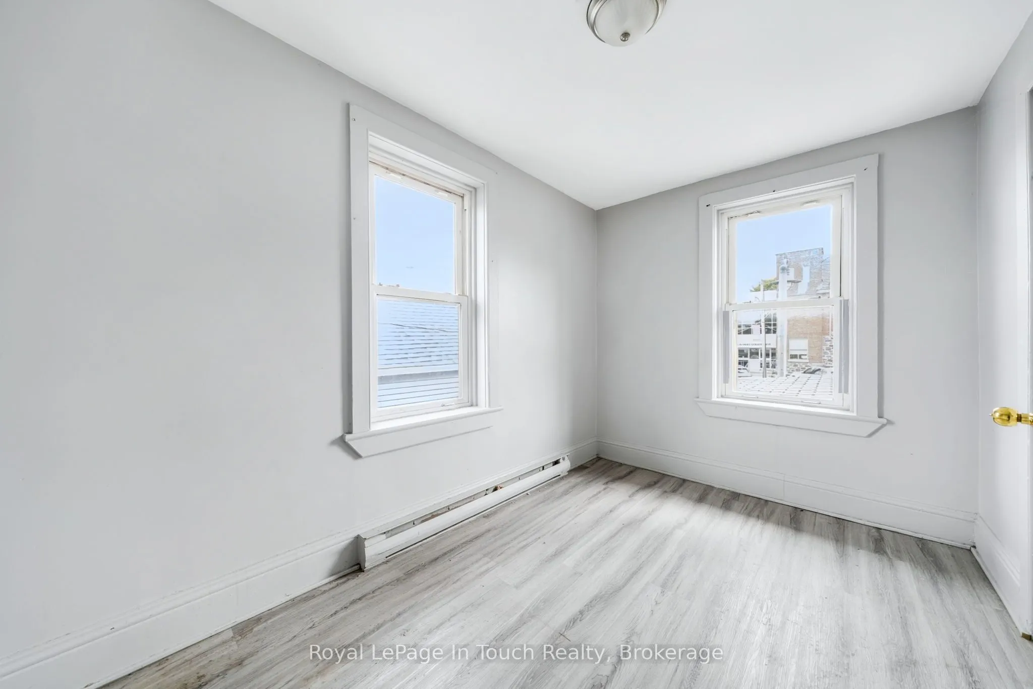 7 Robert Street W, #C