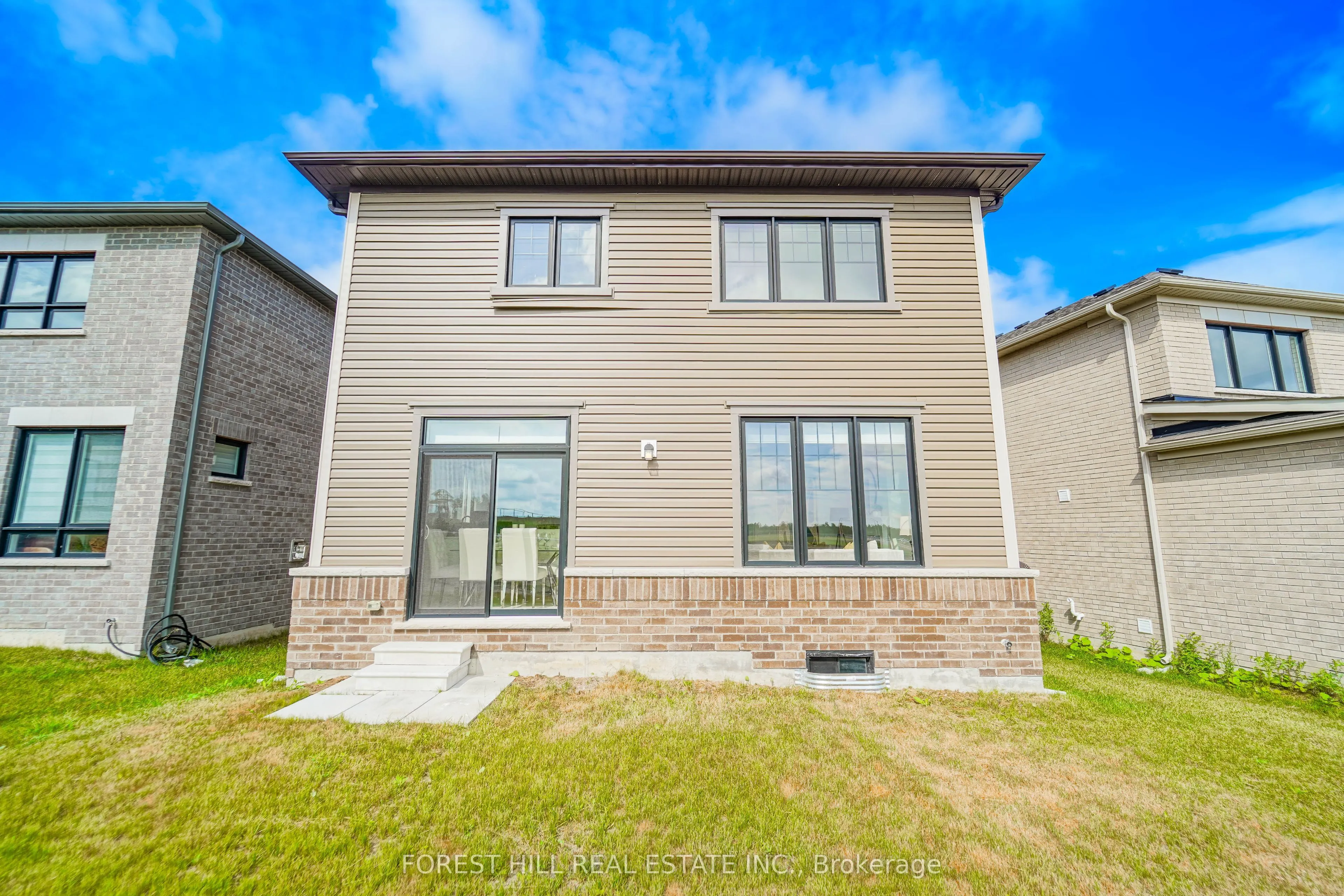 29 Kingsbury Trail