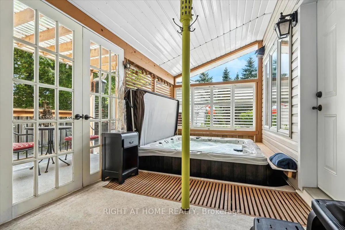 287 Edgehill Drive
