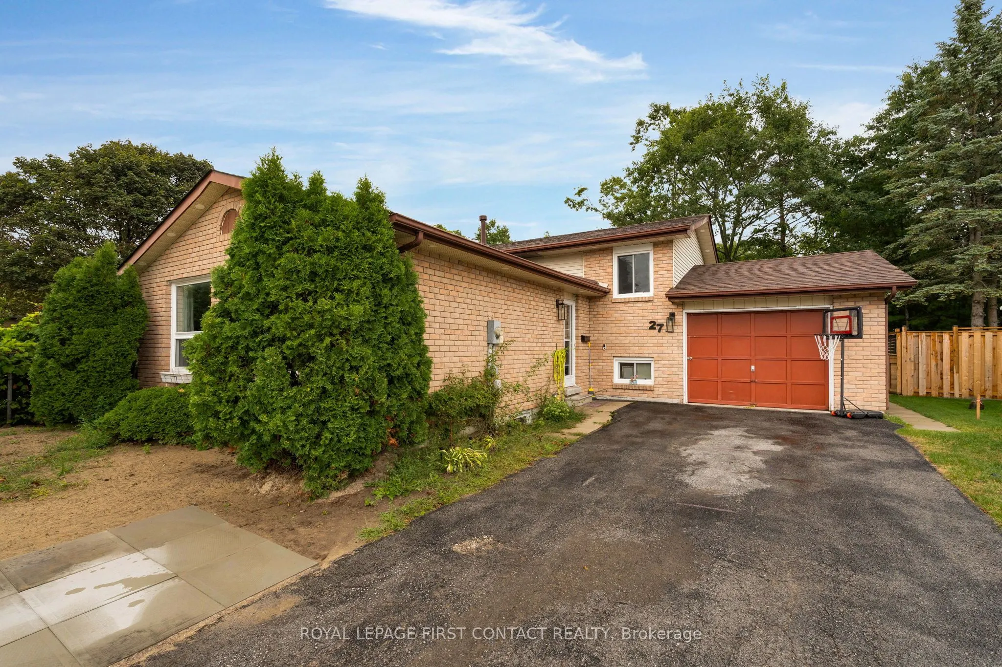 27 Austen Lane