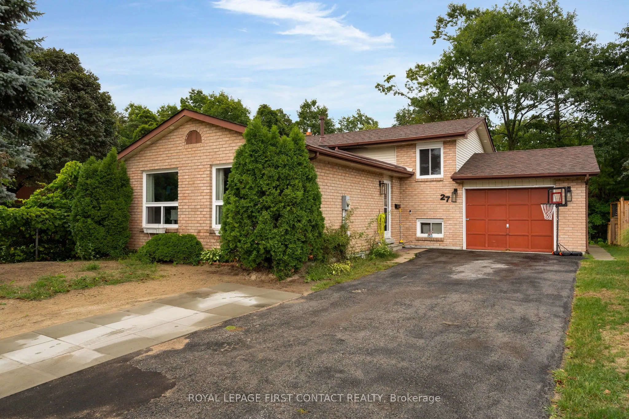27 Austen Lane