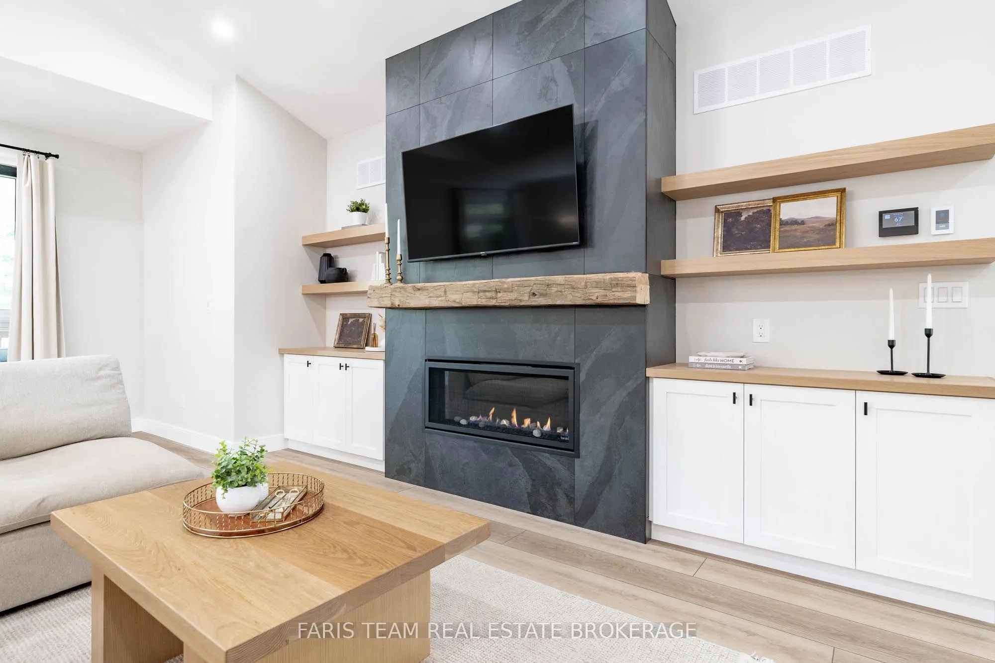 23 49th Street S