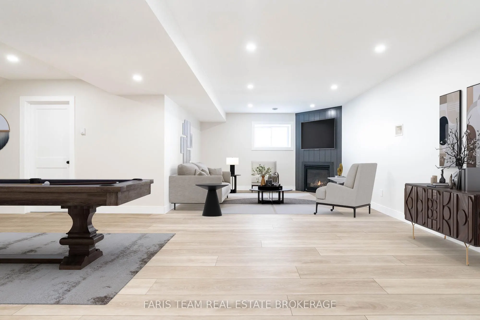 23 49th Street S