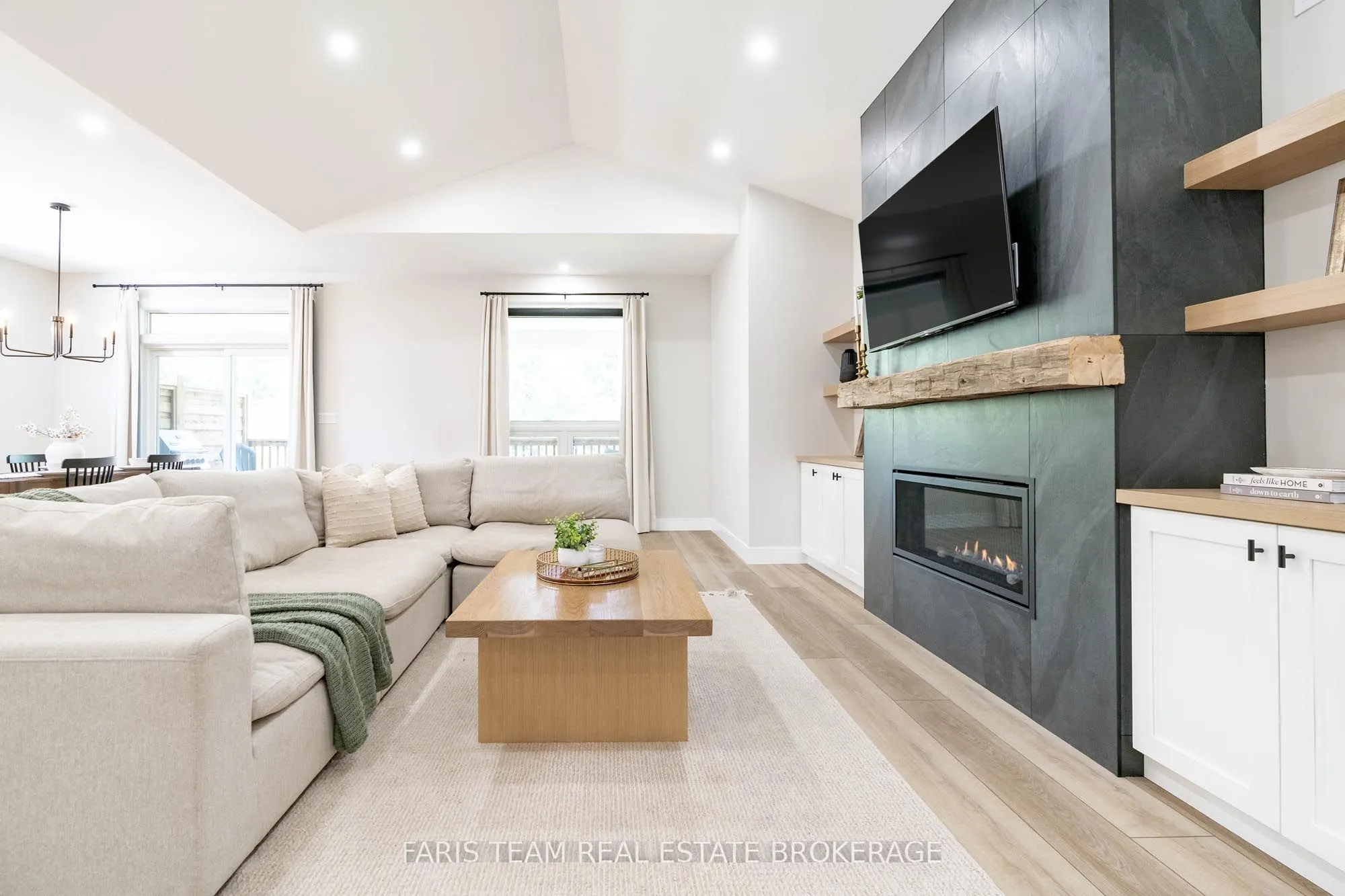 23 49th Street S