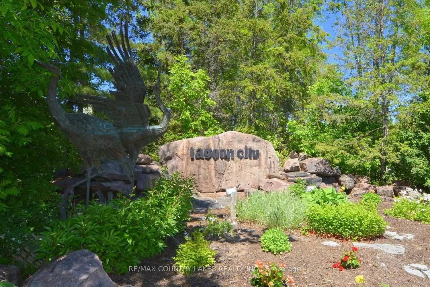 4 Paradise Boulevard, #11