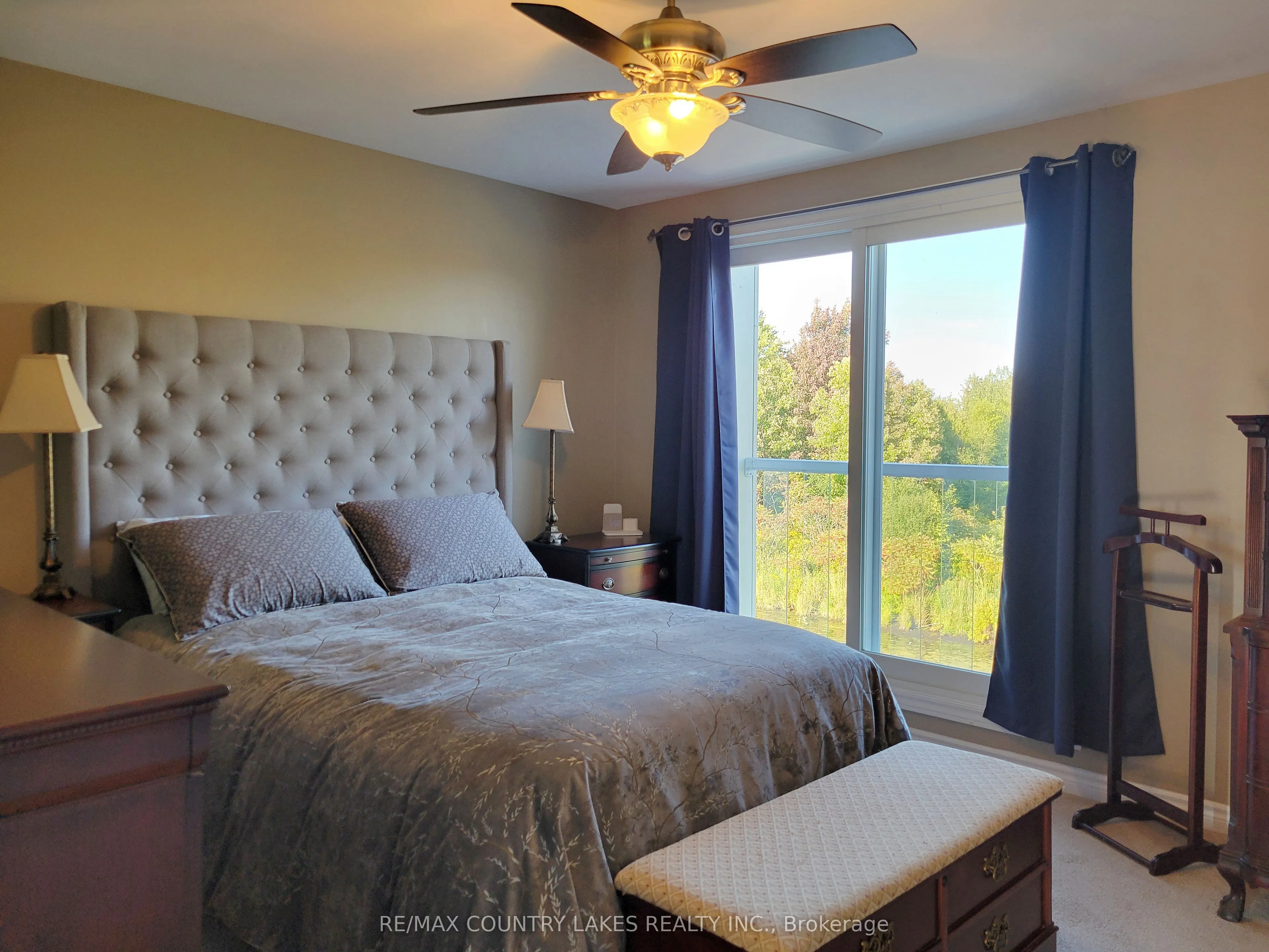 4 Paradise Boulevard, #11