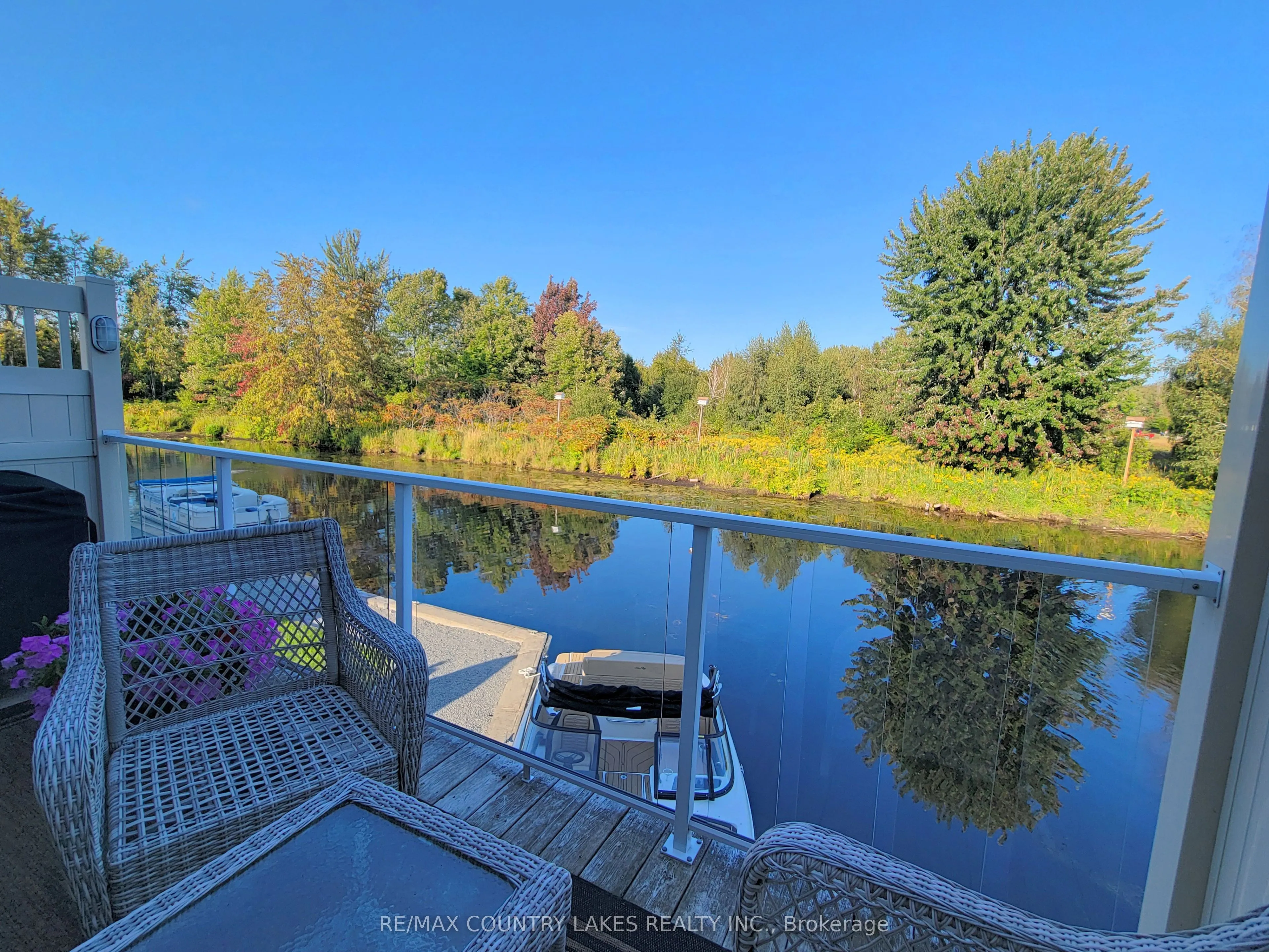 4 Paradise Boulevard, #11