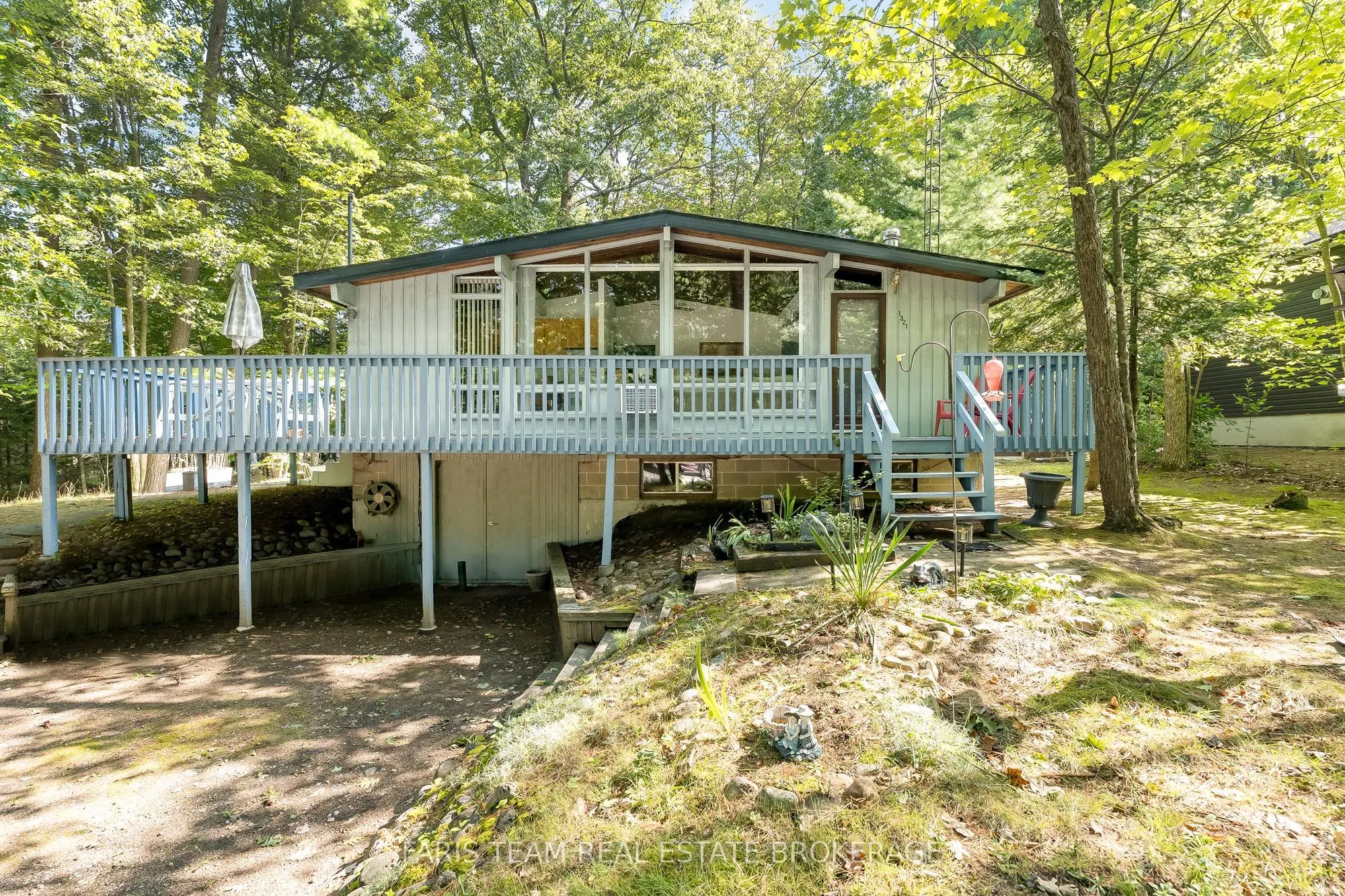 1321 Tiny Beaches Road N