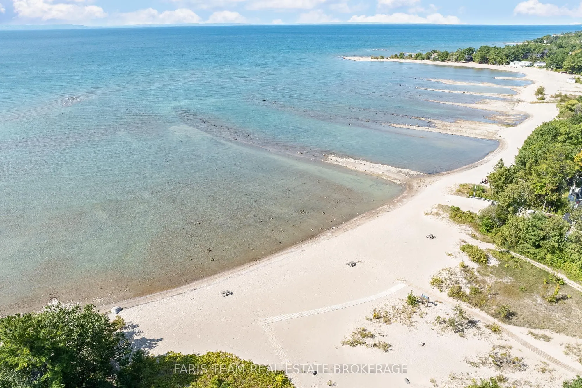 1321 Tiny Beaches Road N